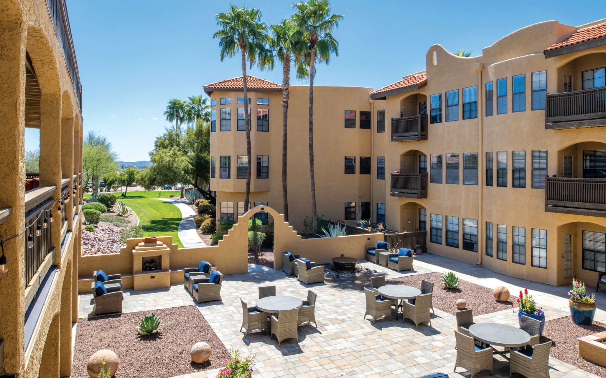 Amber Lights, Tucson, AZ 6