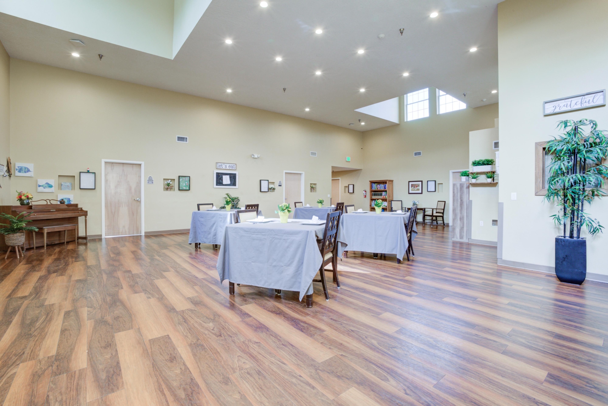 Avista Senior Living Albuquerque, Albuquerque, NM 10