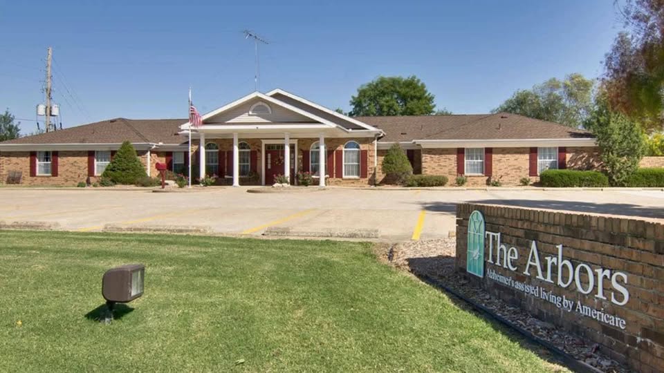 The Arbors at Glendale Gardens, Clinton, MO