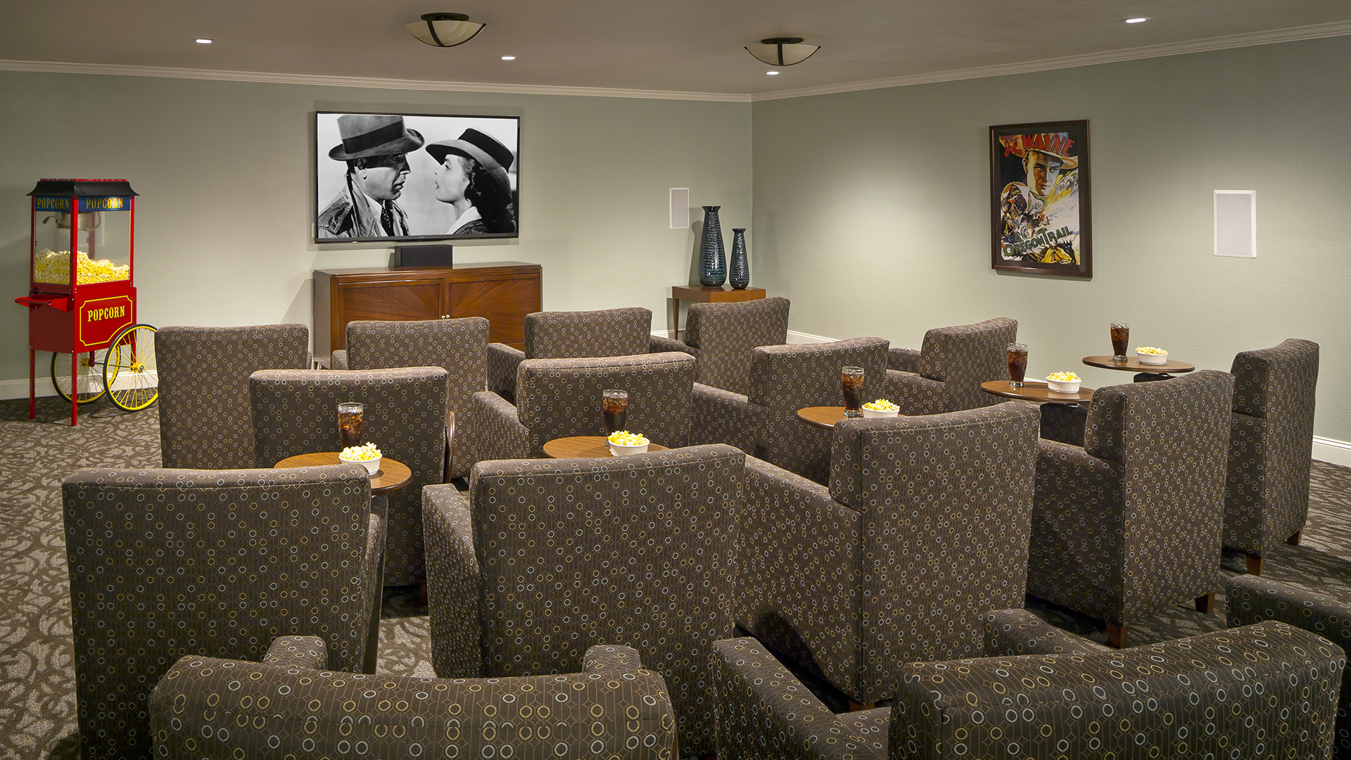 Atria Covell Gardens, Davis, CA 4