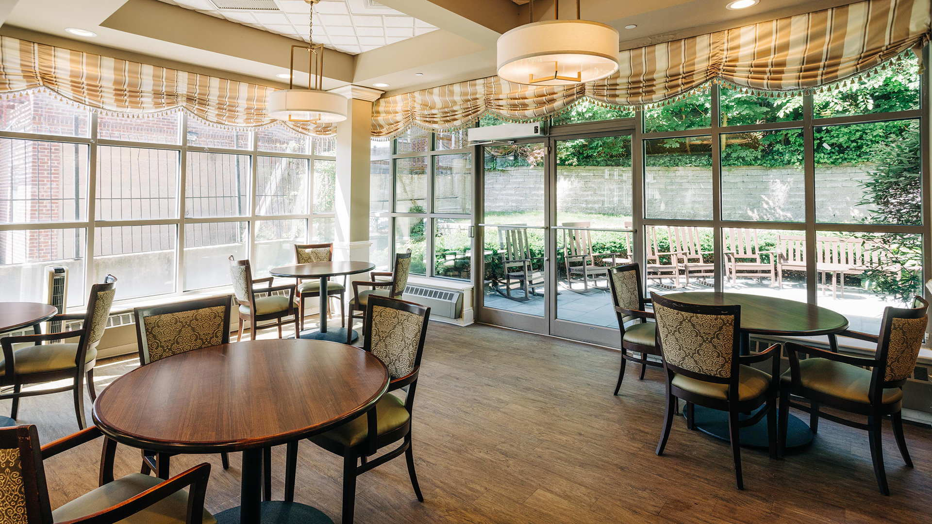 Atria Forest Hills 19