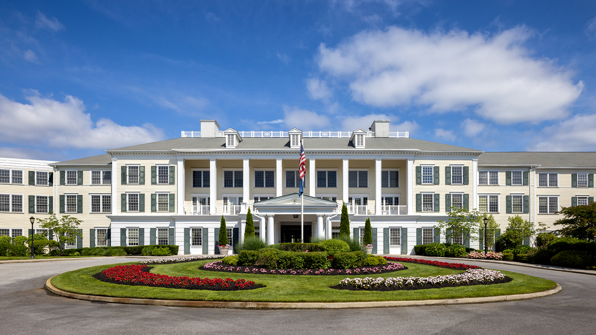 Atria on Roslyn Harbor, Roslyn, NY 3