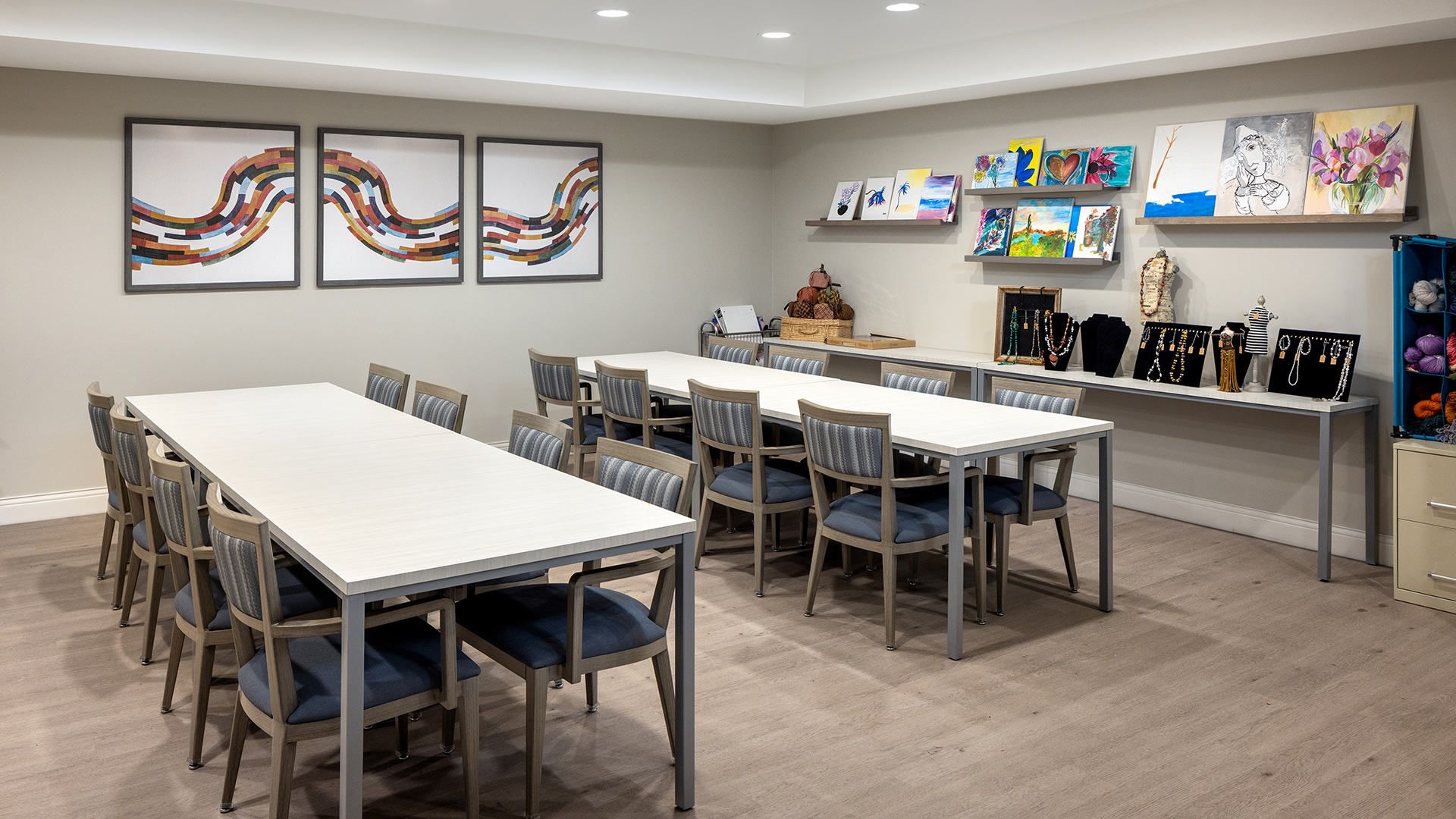 Atria on Roslyn Harbor, Roslyn, NY 8