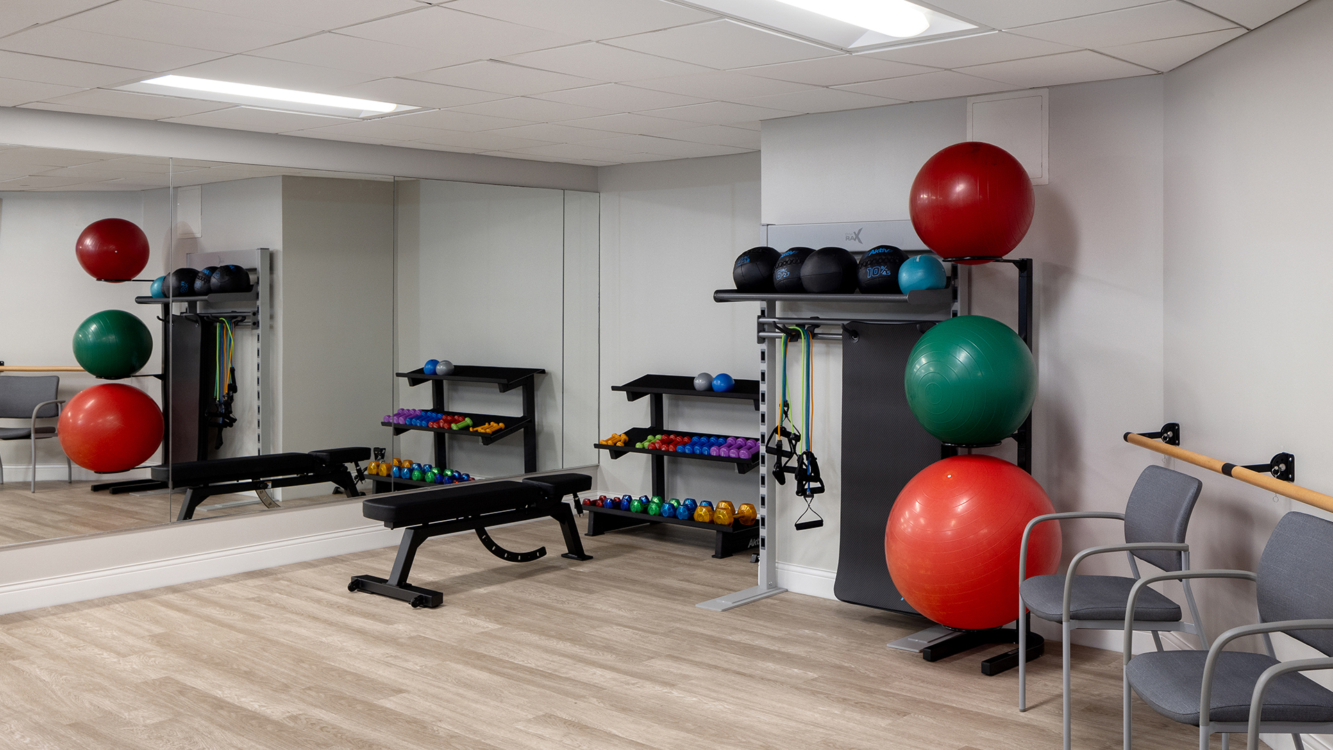 Atria on Roslyn Harbor, Roslyn, NY 9