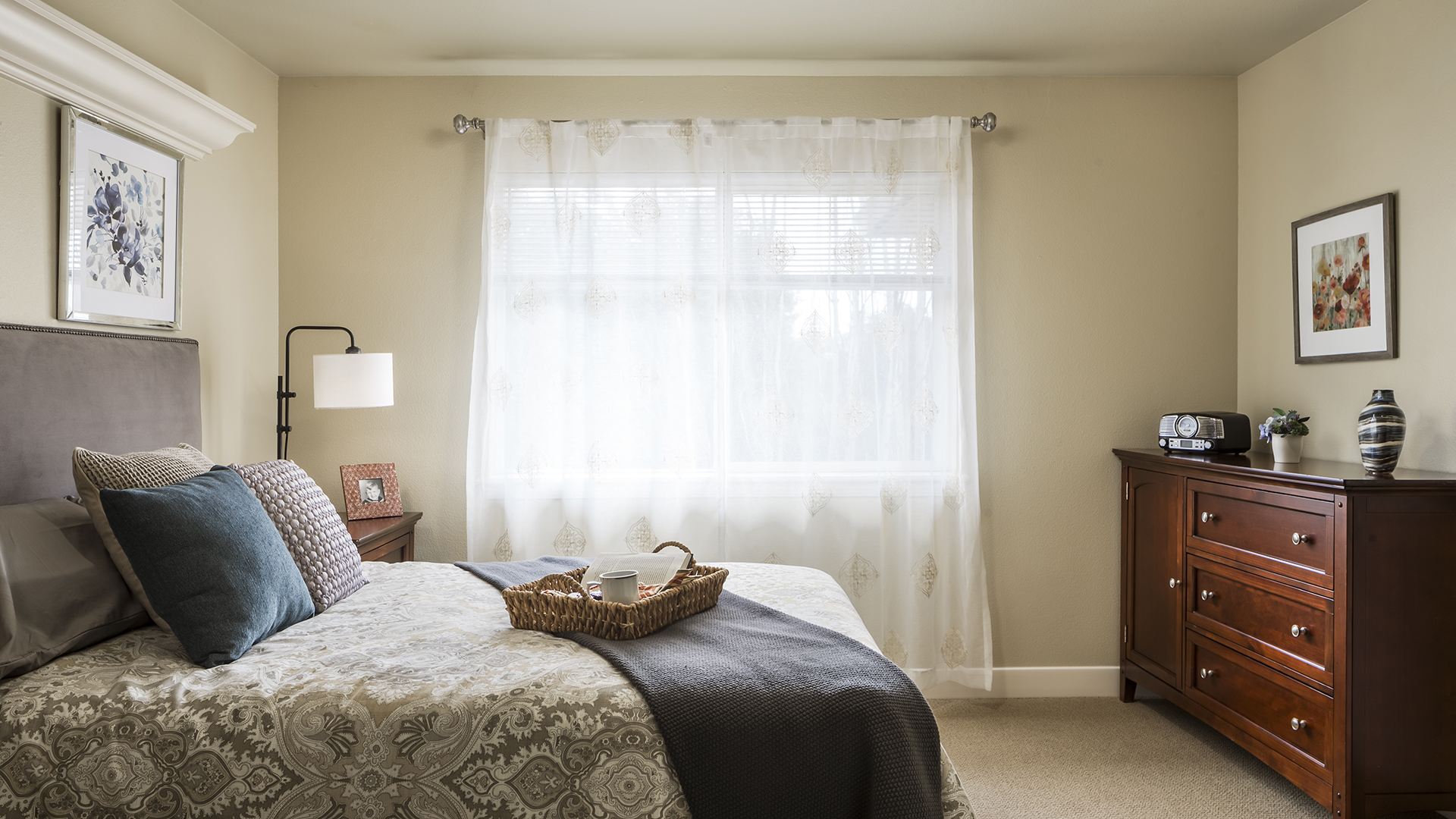 Atria on Roslyn Harbor, Roslyn, NY 22