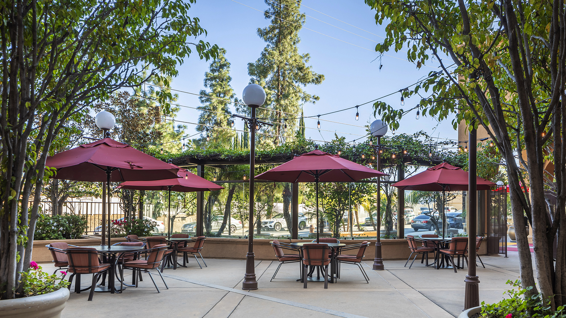 Atria Tarzana, Los Angeles, CA 5