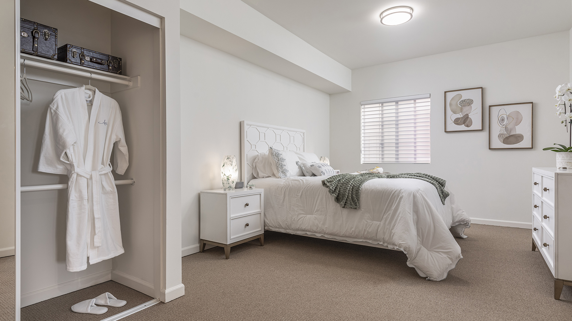 Atria Tarzana, Los Angeles, CA 10