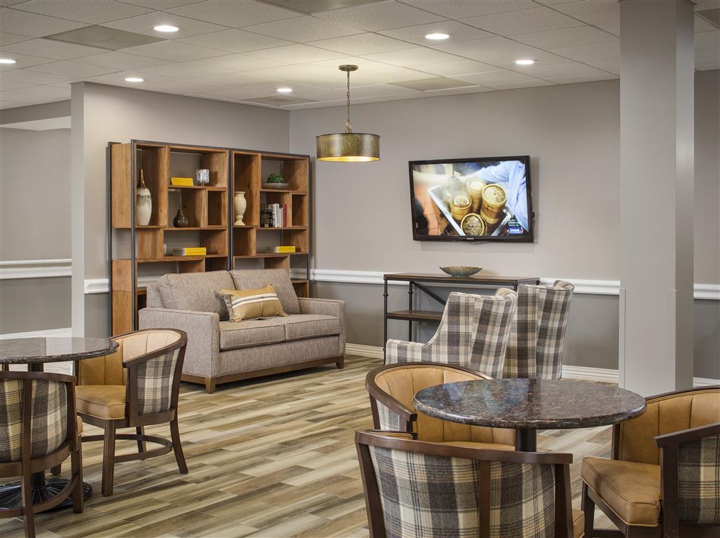 Belmont Village Senior Living Glenview, Glenview, IL 4