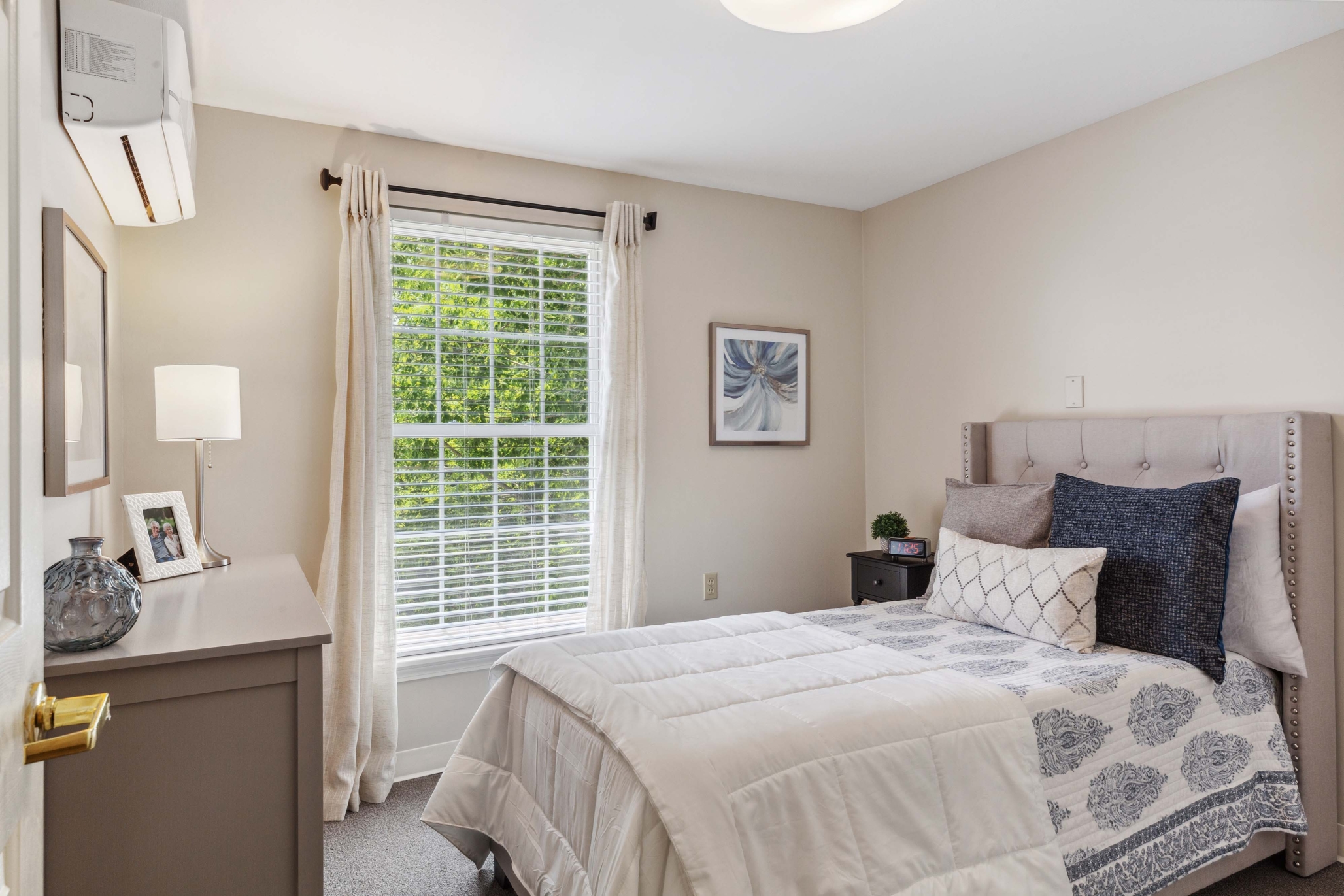 Benchmark Senior Living at Chelmsford Crossings, Chelmsford, MA 11