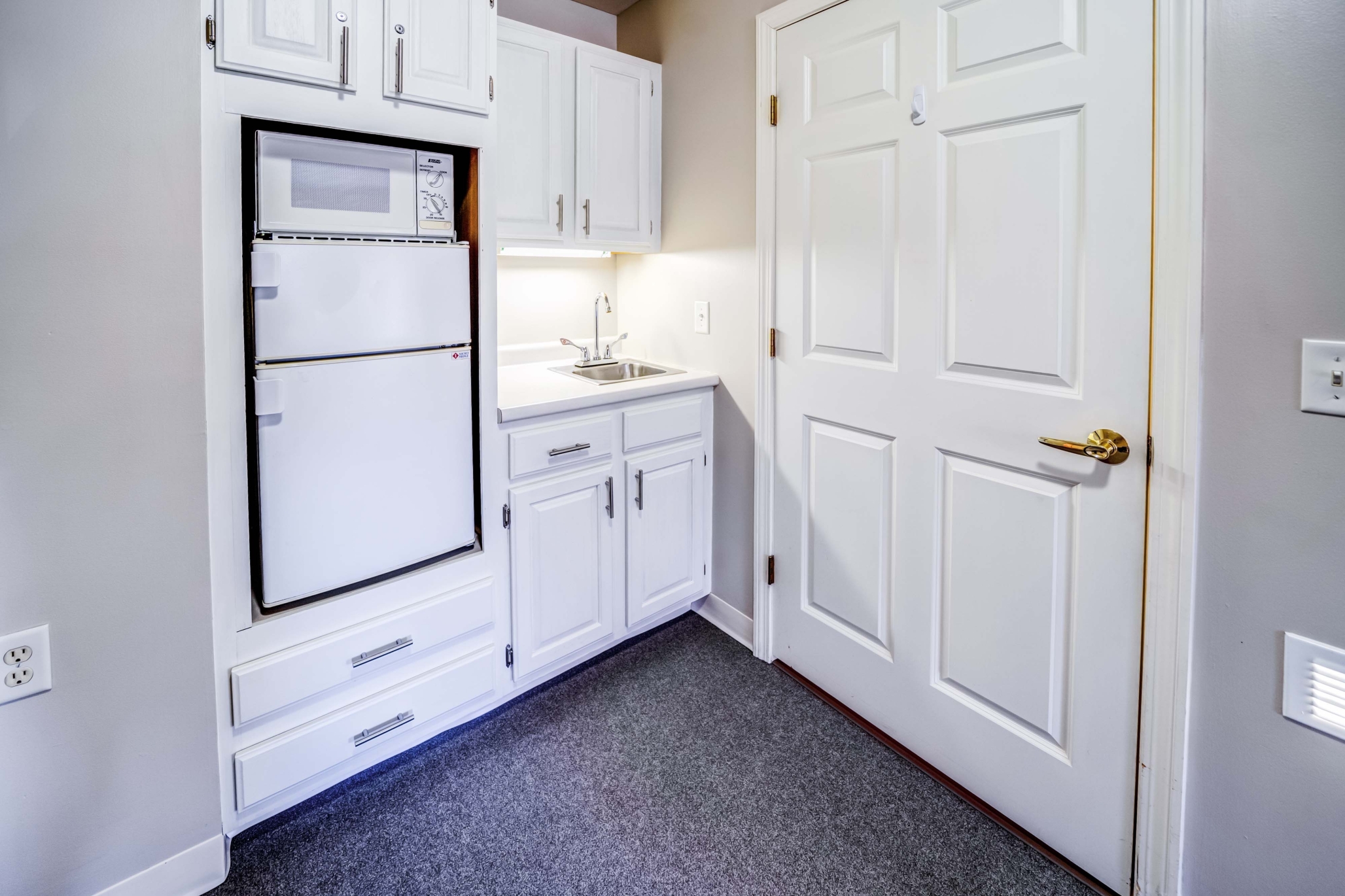 Benchmark Senior Living at Leominister Crossings, Leominster, MA 6