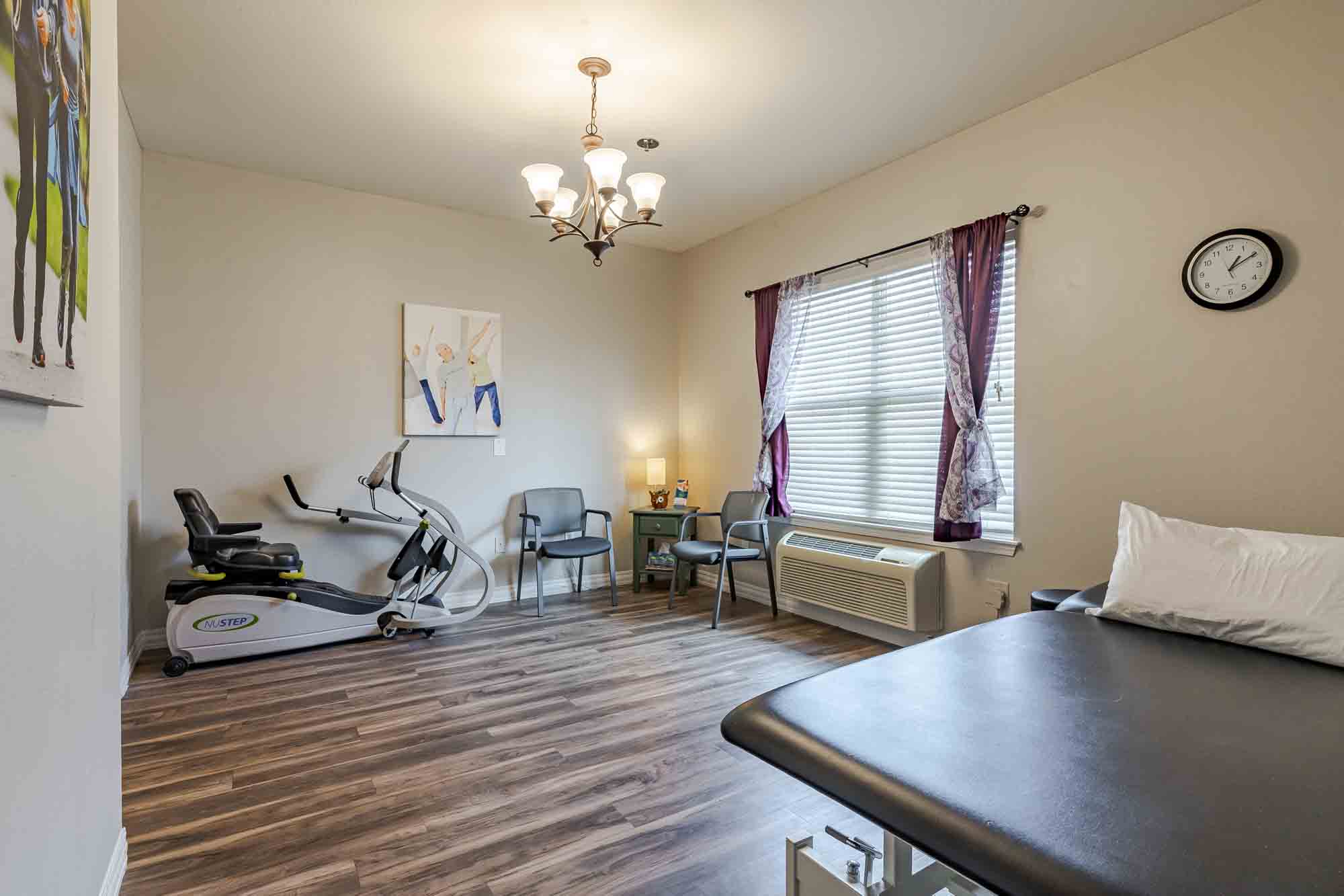 Cedar Ridge Senior Living, Broken Arrow, OK 31