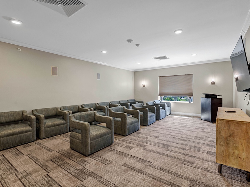 Cedarhurst of Des Peres, Des Peres, MO 9