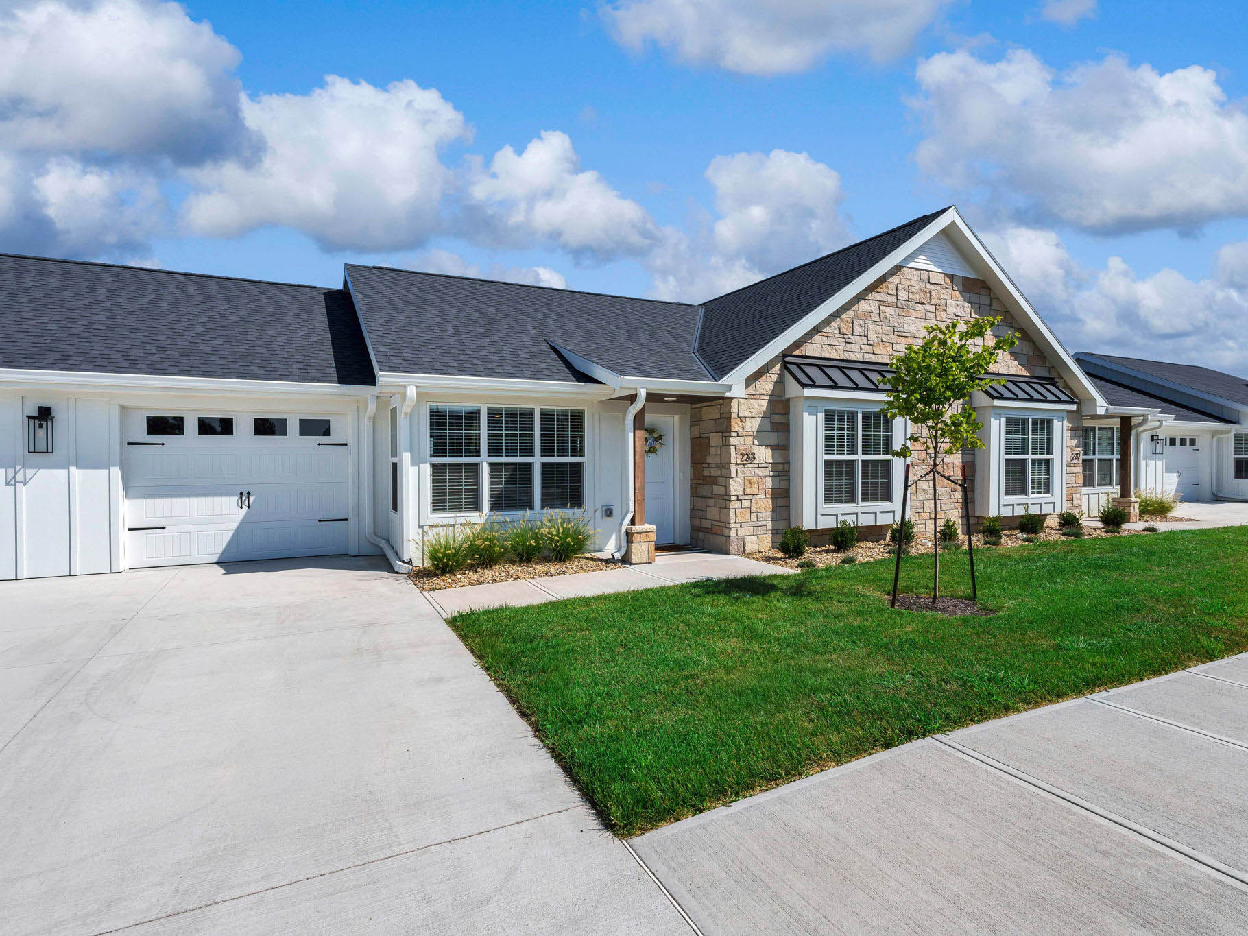 Cedarhurst of Topeka, Topeka, KS 11