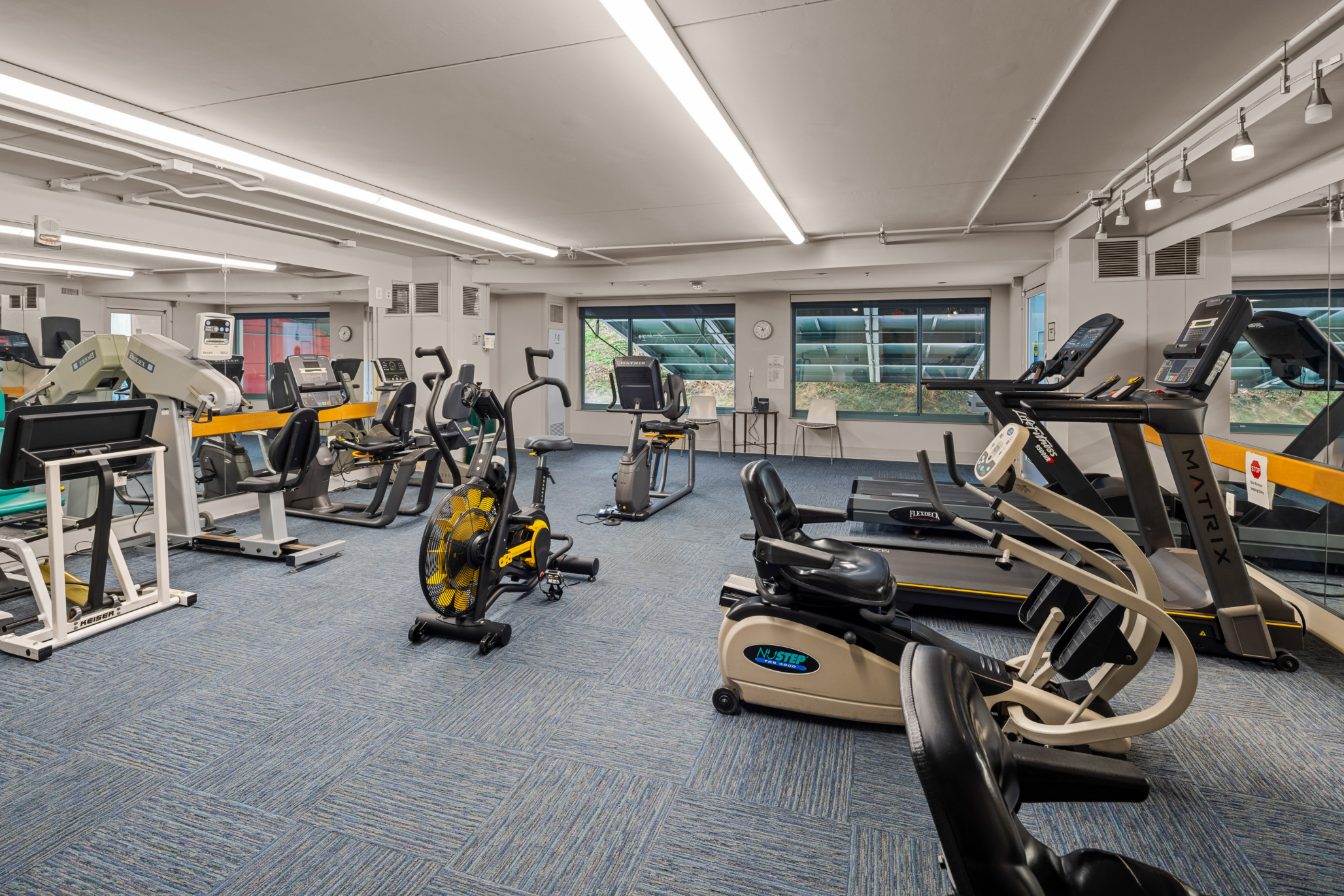 Discovery Village Chevy Chase, Chevy Chase, MD 21