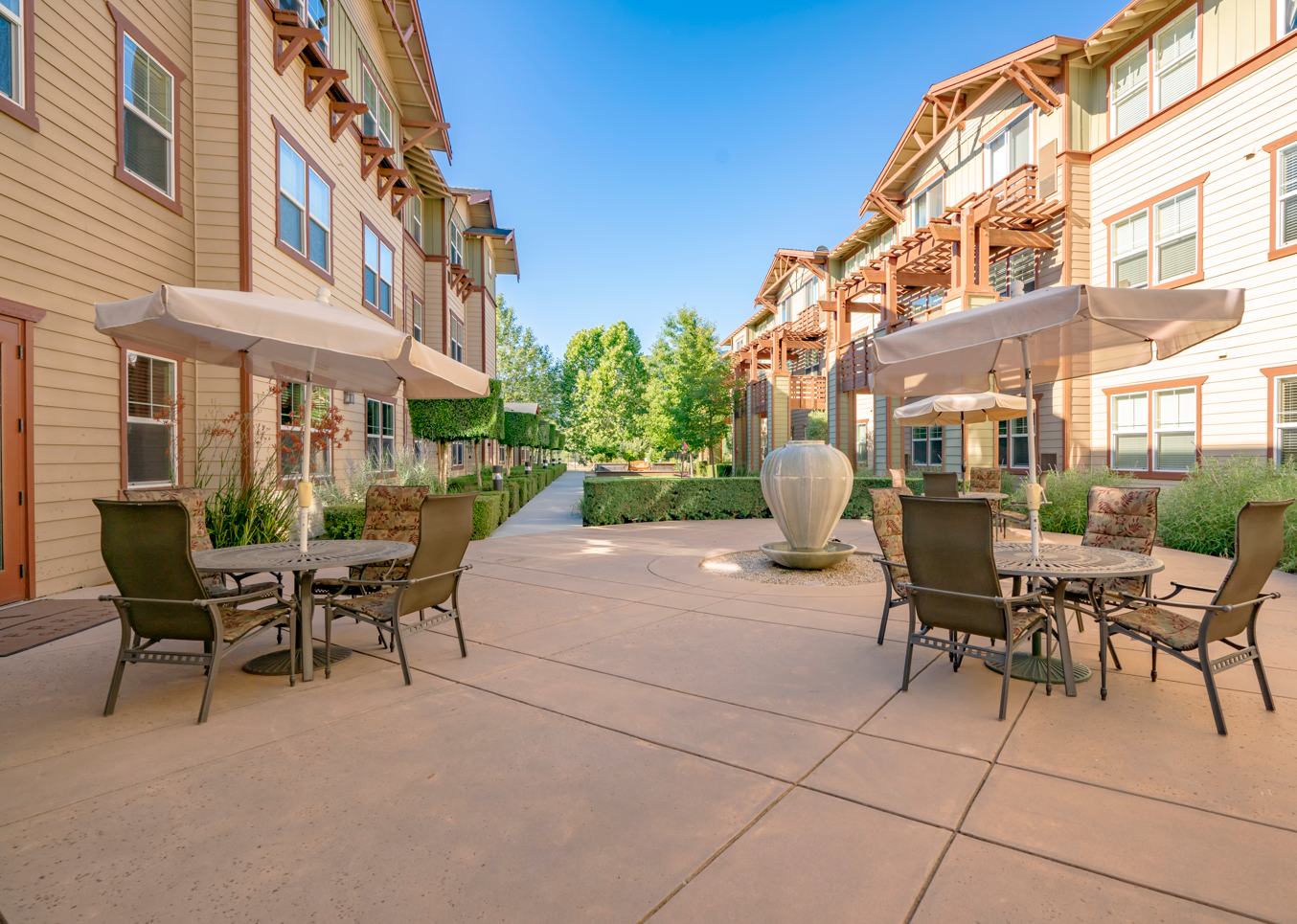 Merrill Gardens at Gilroy, Gilroy, CA 4