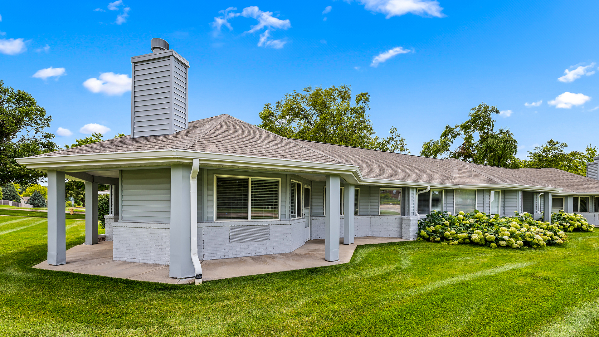 Holiday Illahee Hills, Urbandale, IA 18