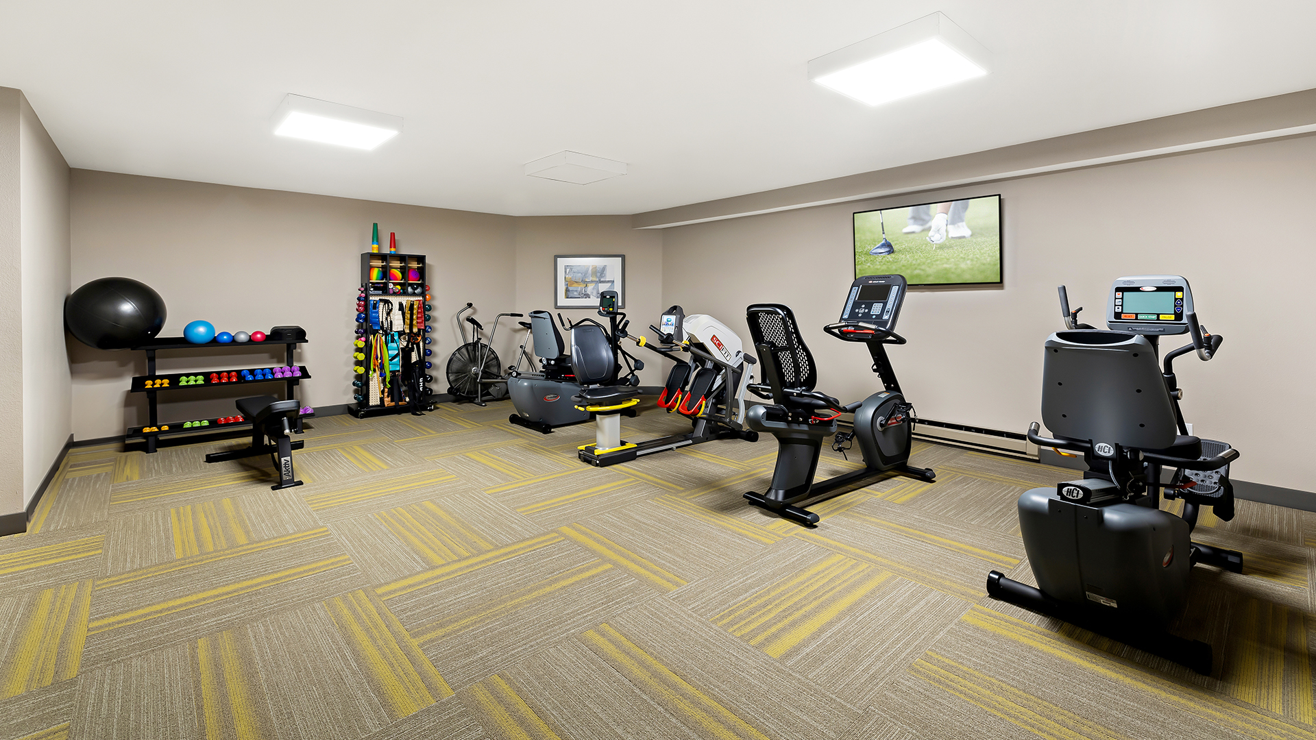 Holiday Illahee Hills, Urbandale, IA 9