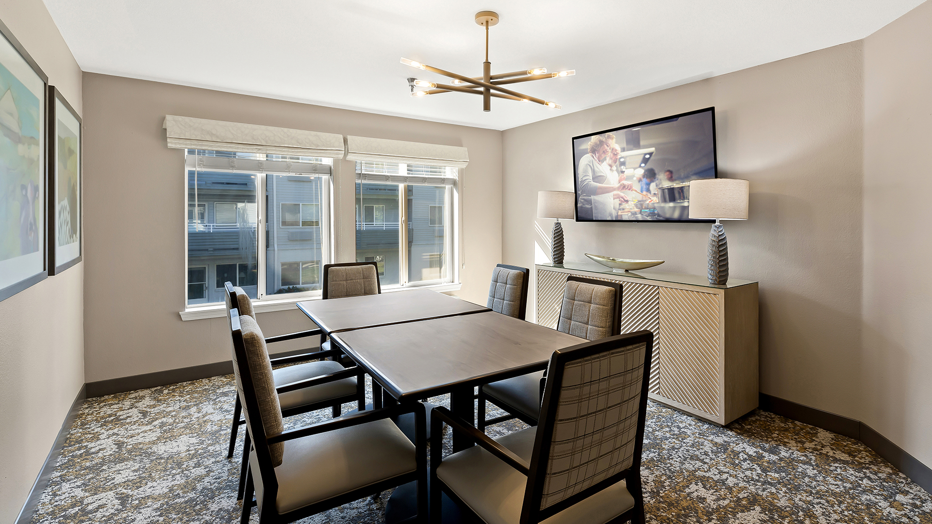 Holiday Illahee Hills, Urbandale, IA 8