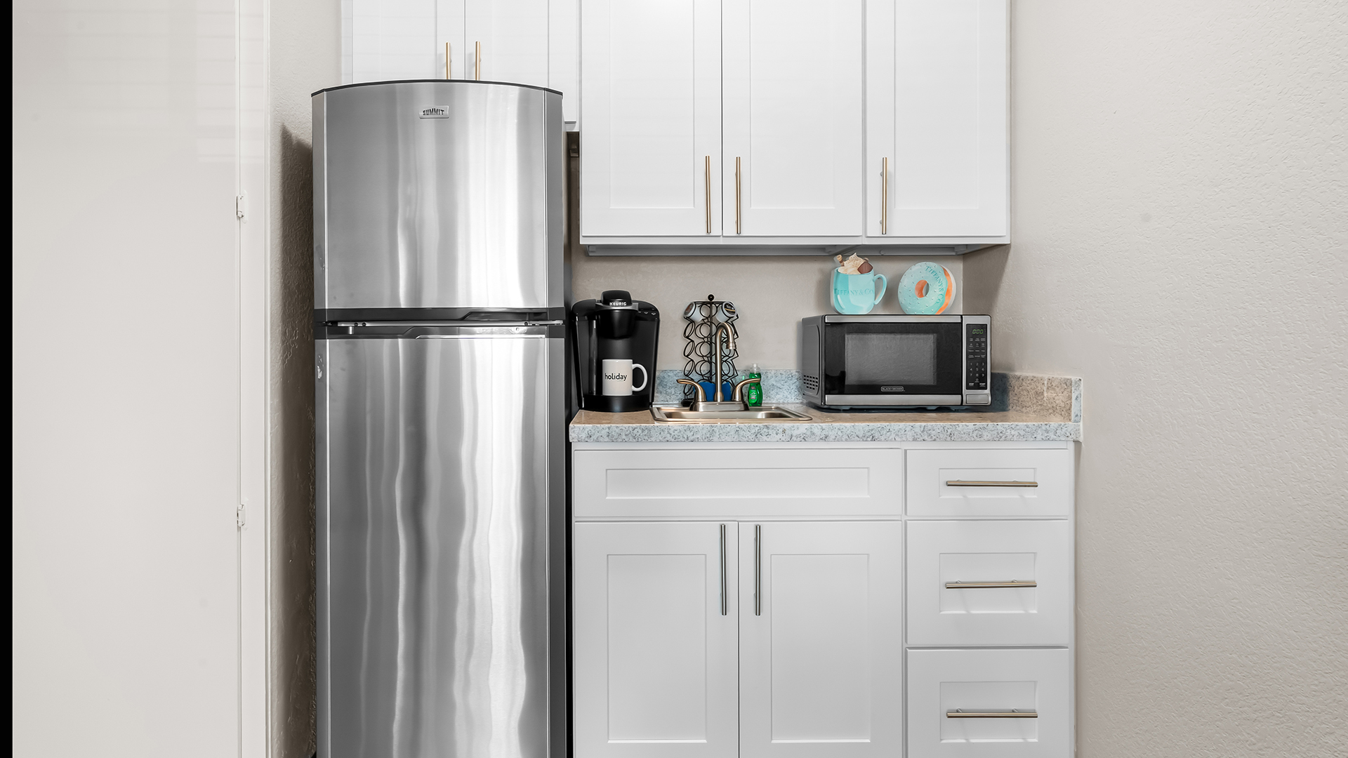 Holiday Redwood, Napa, CA 13