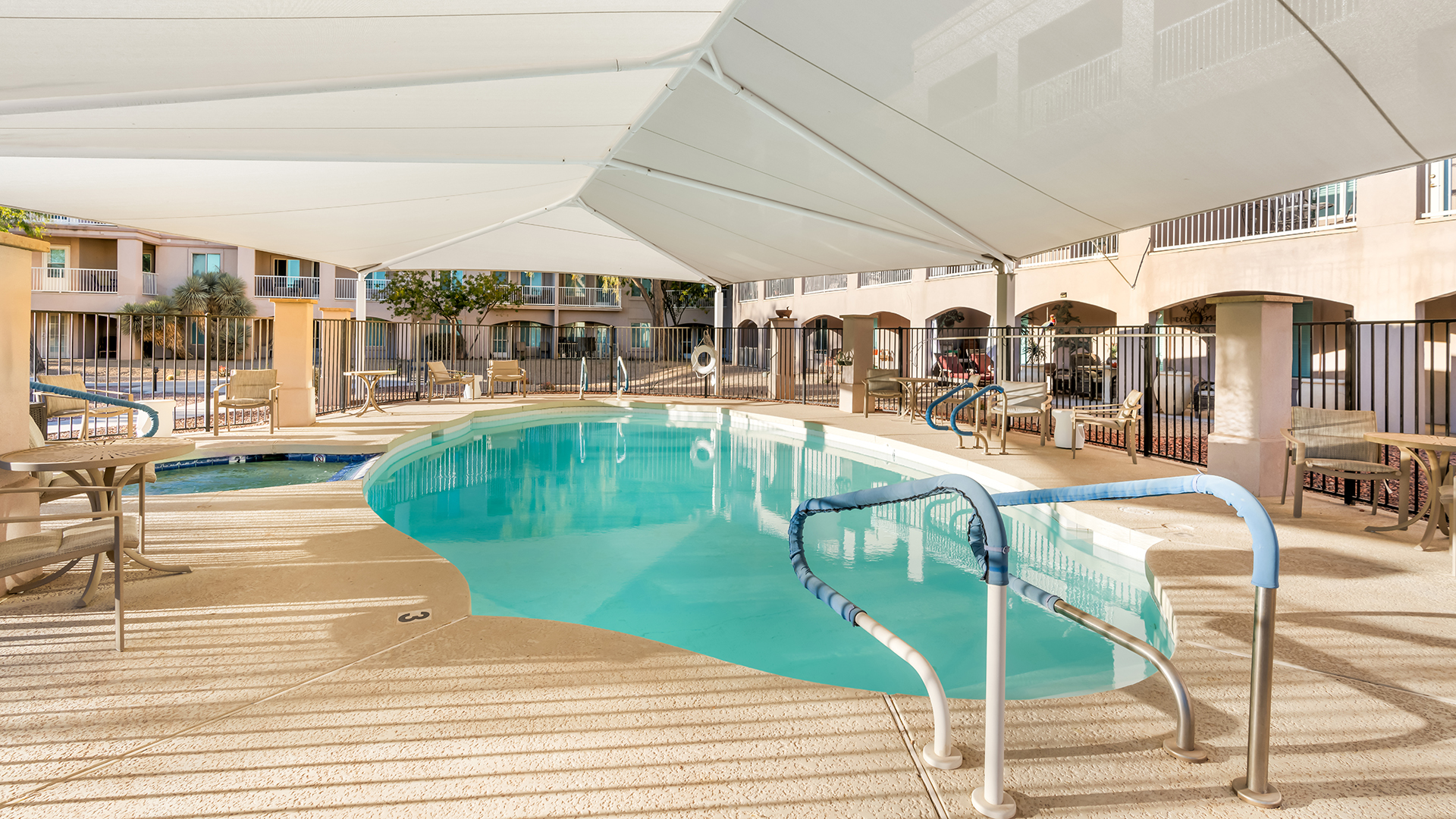 Vista de la Montana, Surprise, AZ 18