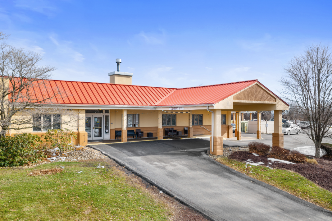 Overlook Green Senior Living, Pittsburgh, PA 6