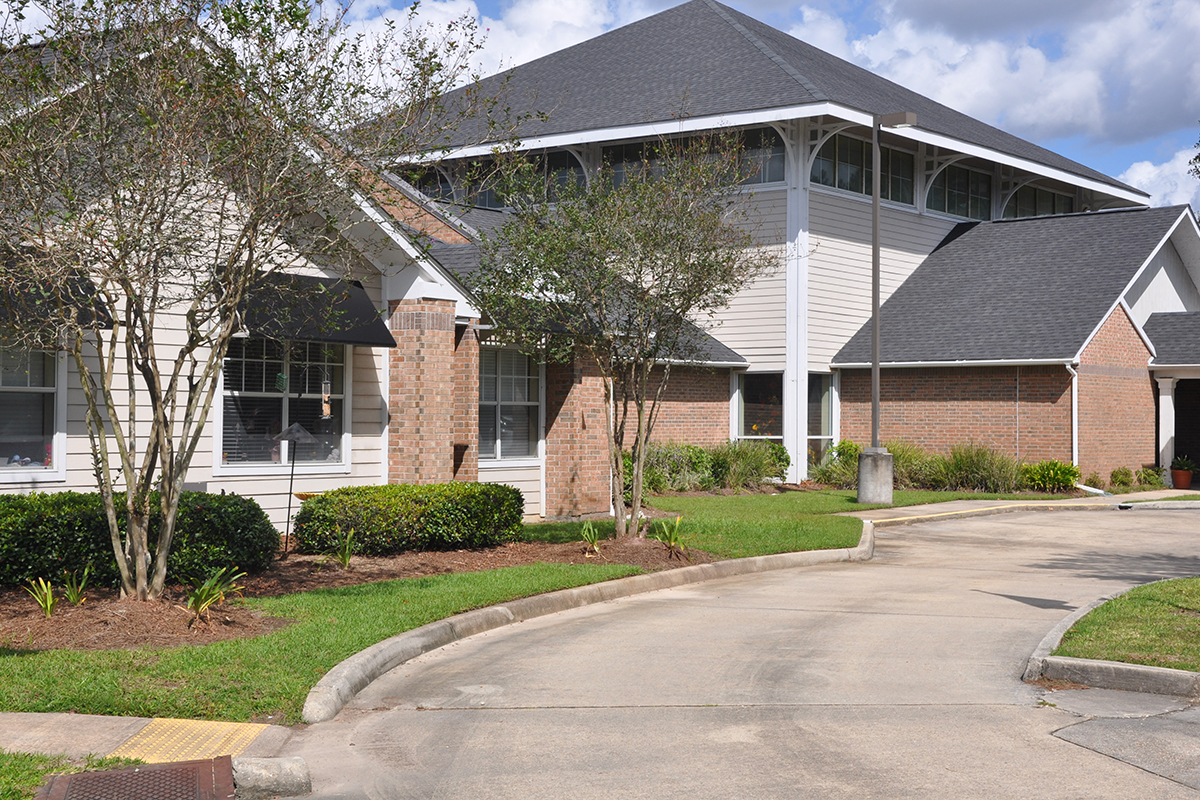Oak Park Village of Slidell, Slidell, LA 2