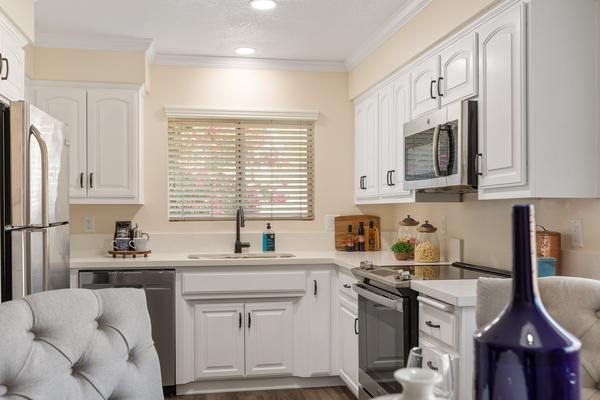 Plymouth Village, Redlands, CA 5