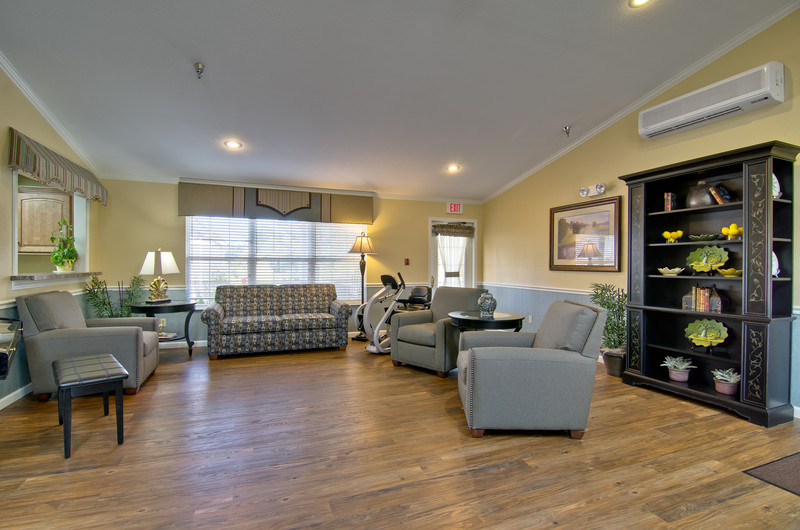 Ravenwood Terrace Senior Living, Moberly, MO 5