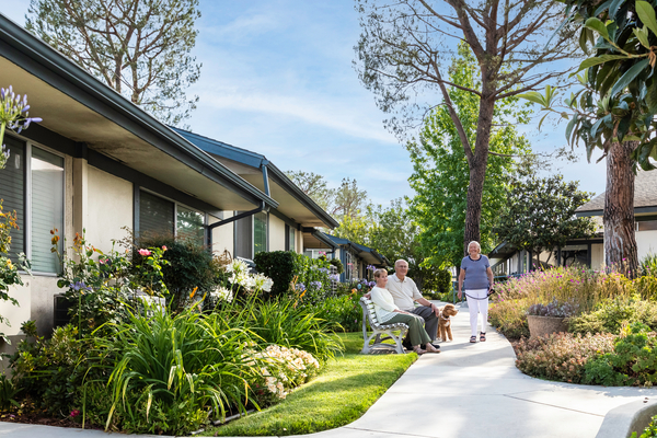 Redwood Terrace, Escondido, CA 9