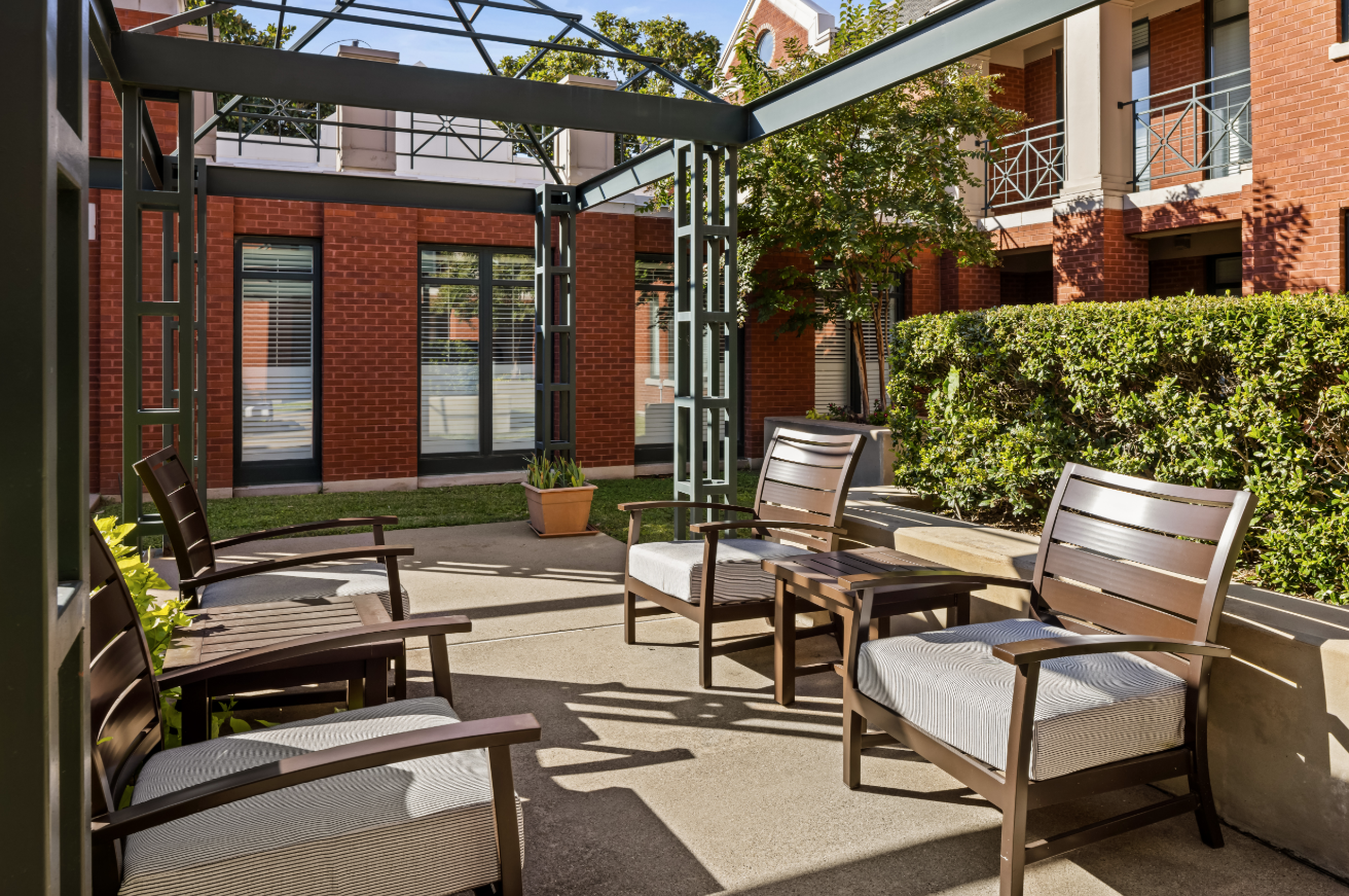 The Forum at Park Lane, Dallas, TX 4