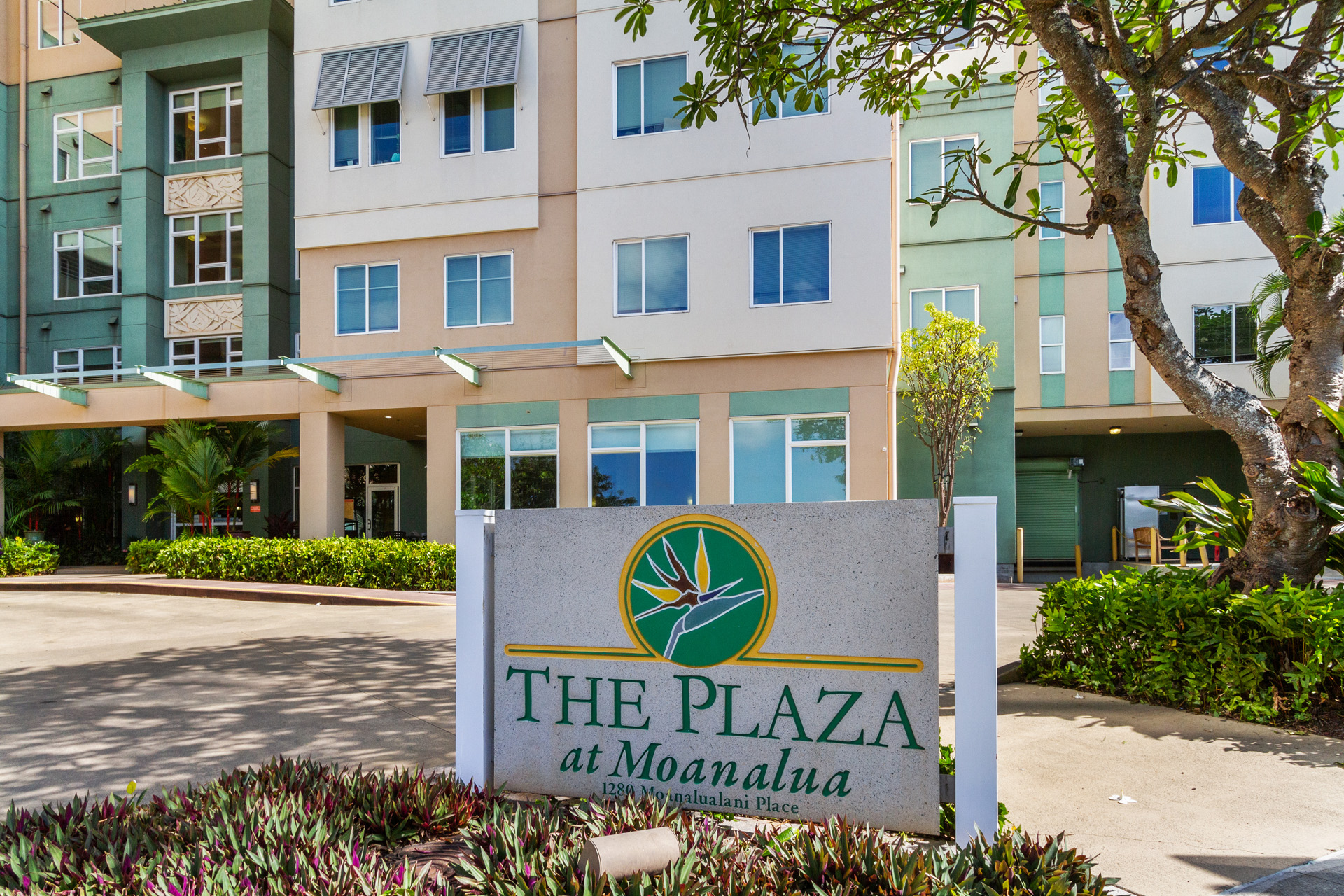 The Plaza at Moanalua, Honolulu, HI 9