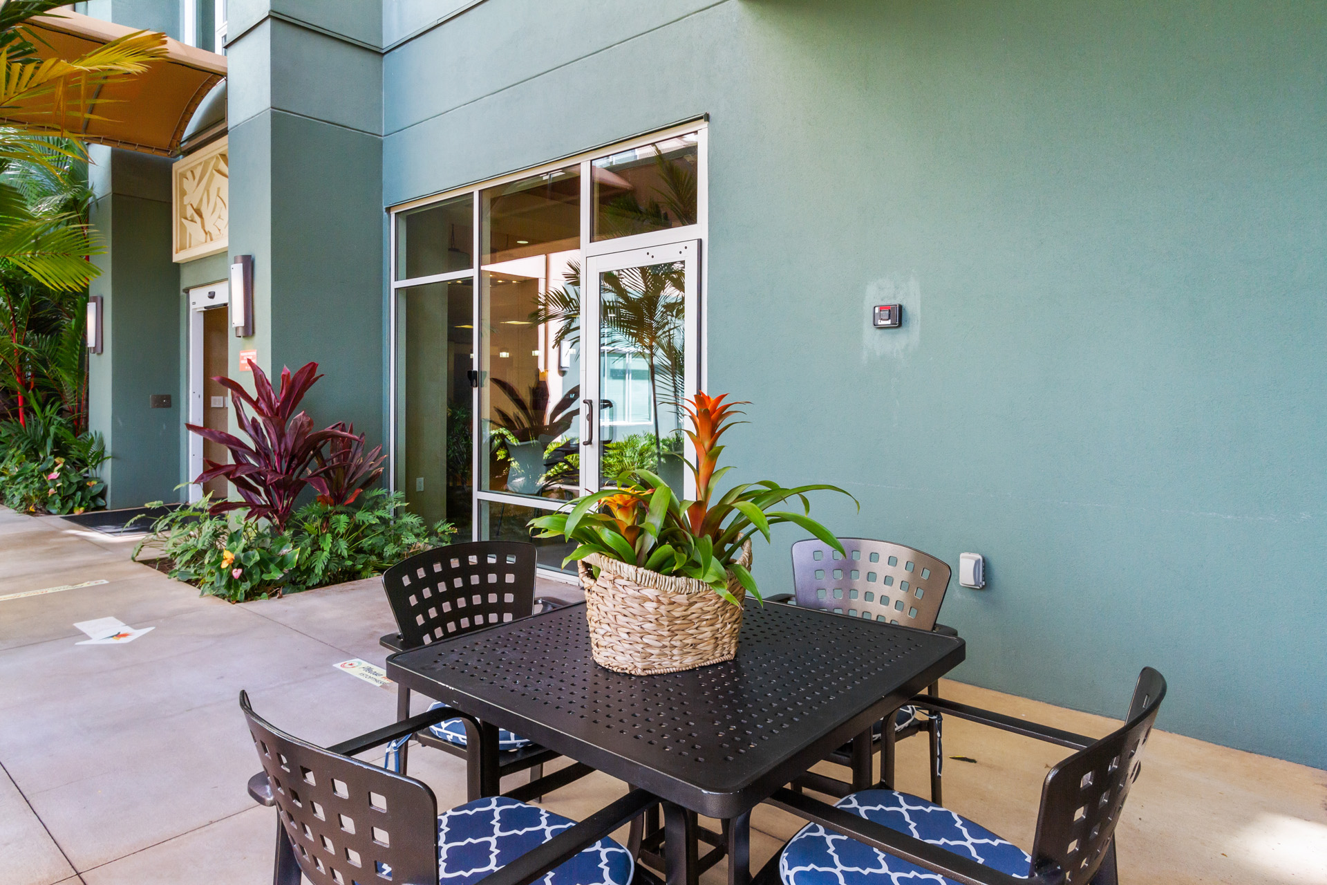 The Plaza at Moanalua, Honolulu, HI 12