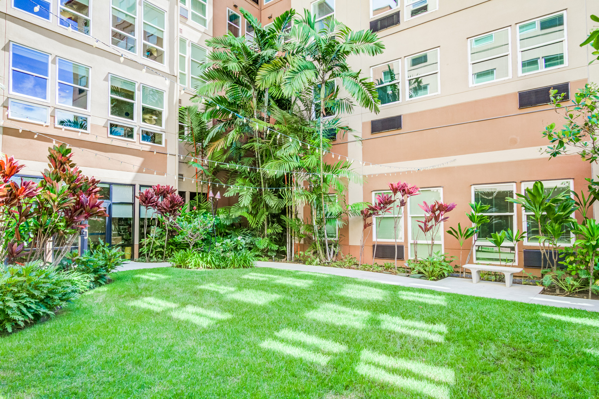The Plaza at Pearl City, Pearl City, HI 11