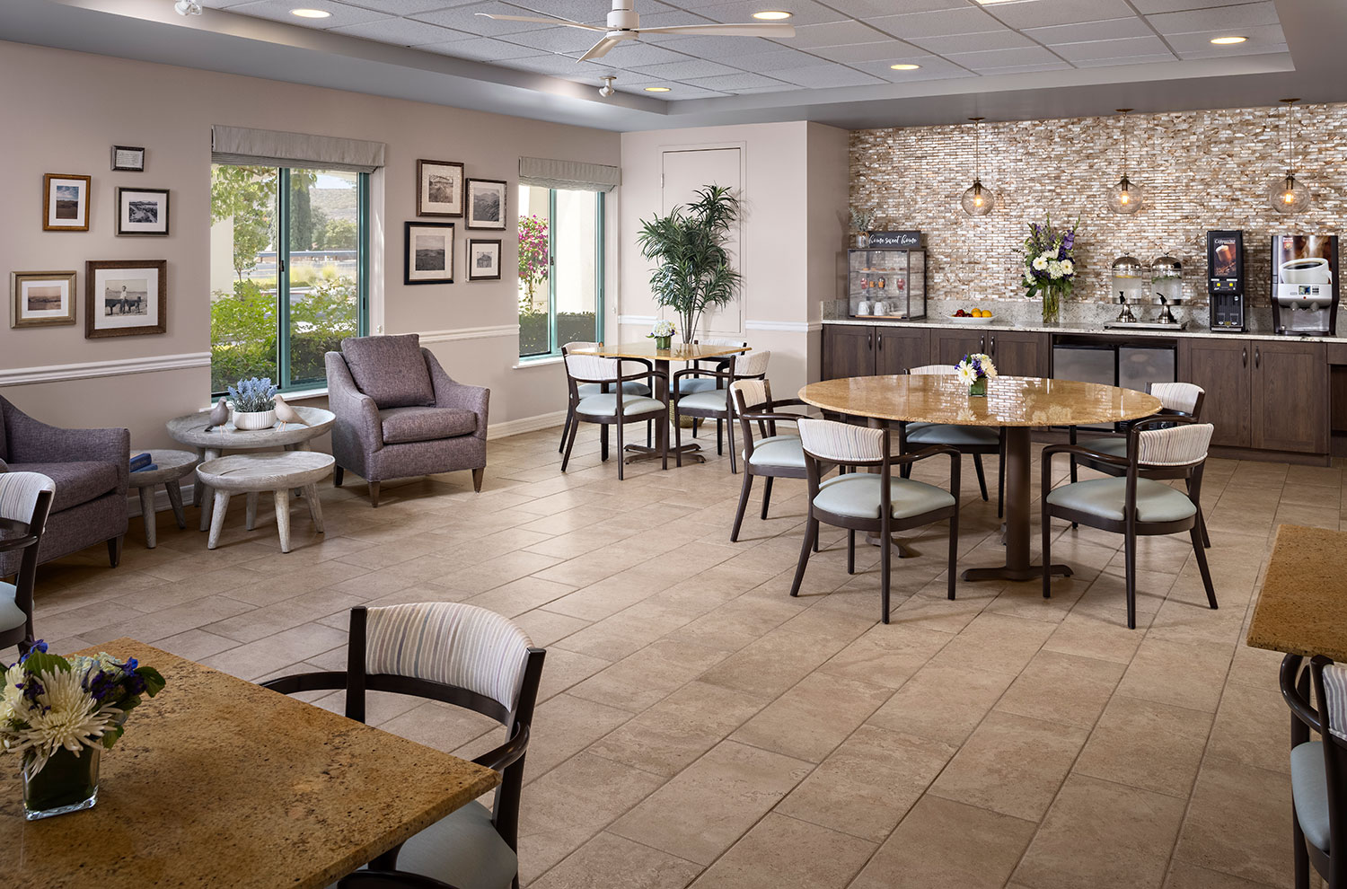 Belmont Village Senior Living Thousand Oaks, Thousand Oaks, CA 5