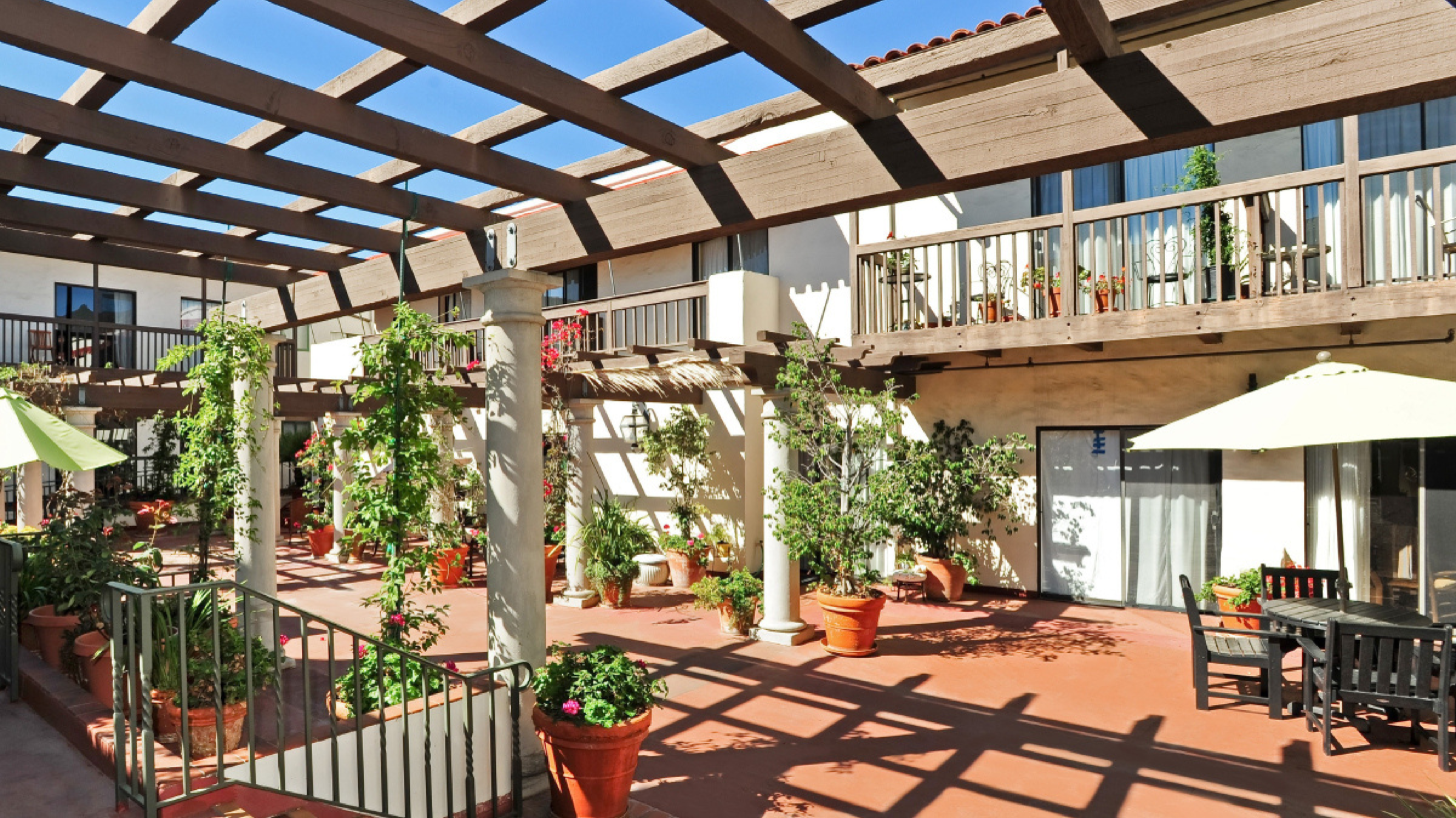 Villa Santa Barbara, Santa Barbara, CA 2