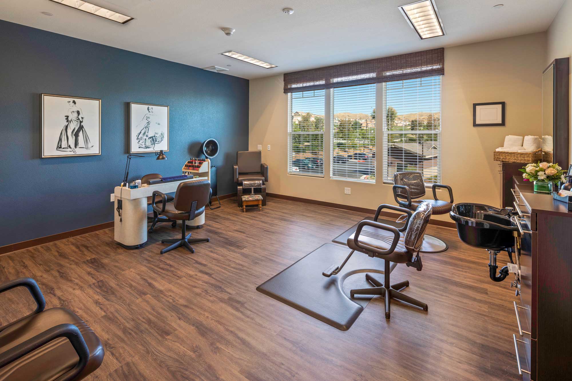 Oakmont of Valencia, Santa Clarita, CA 11