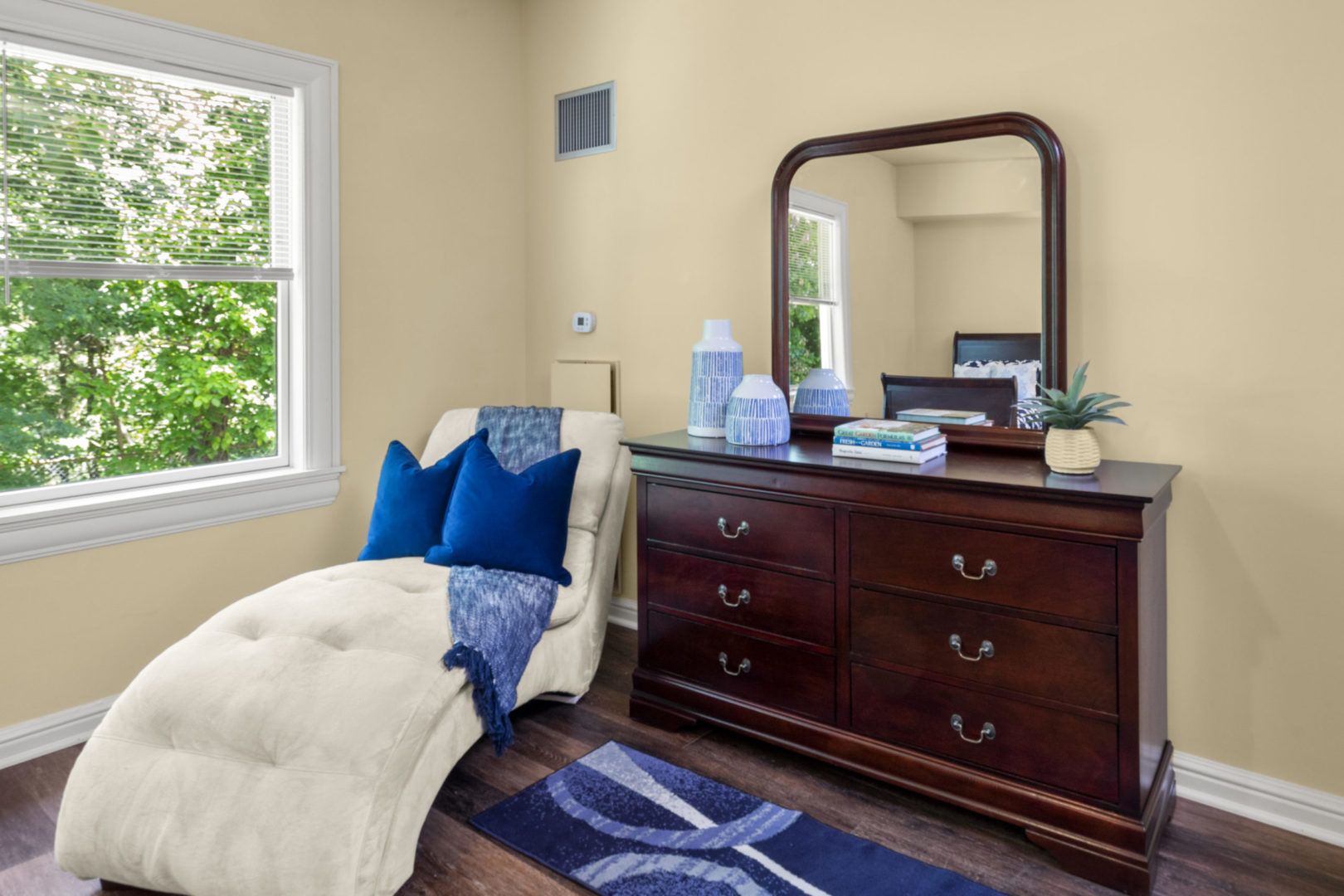 Woodholme Gardens, Pikesville, MD 19