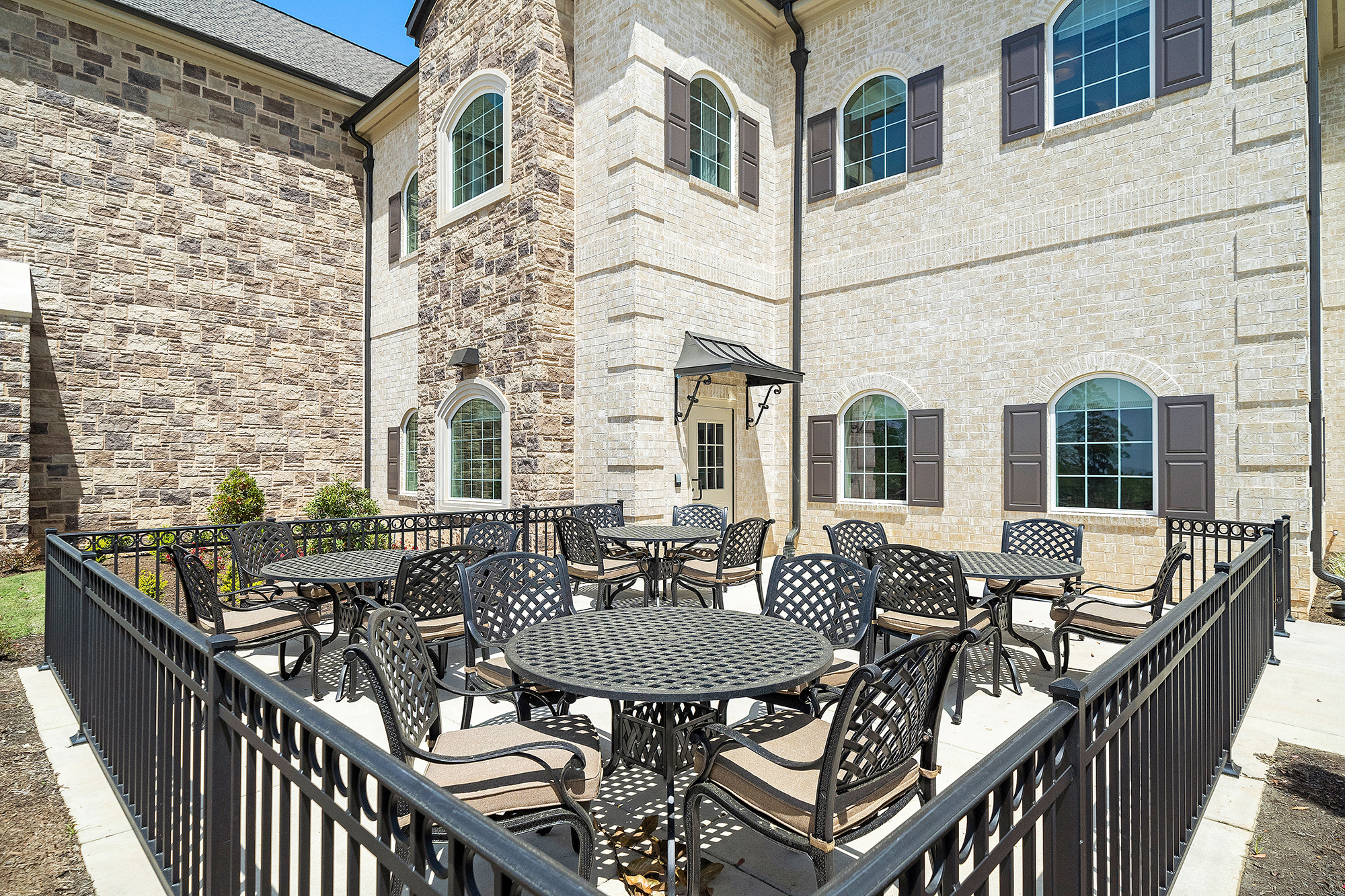 Worthington Manor, Conroe, TX 8