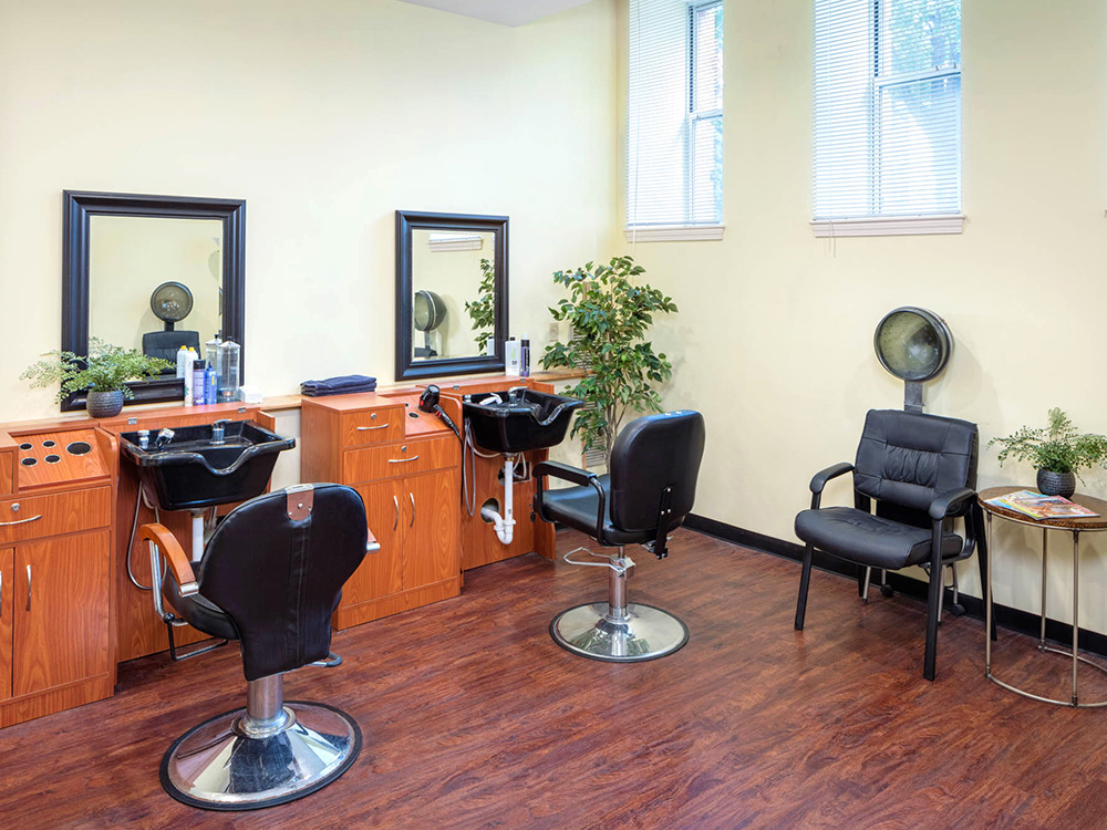 Atria Draper Place, Hopedale, MA 10