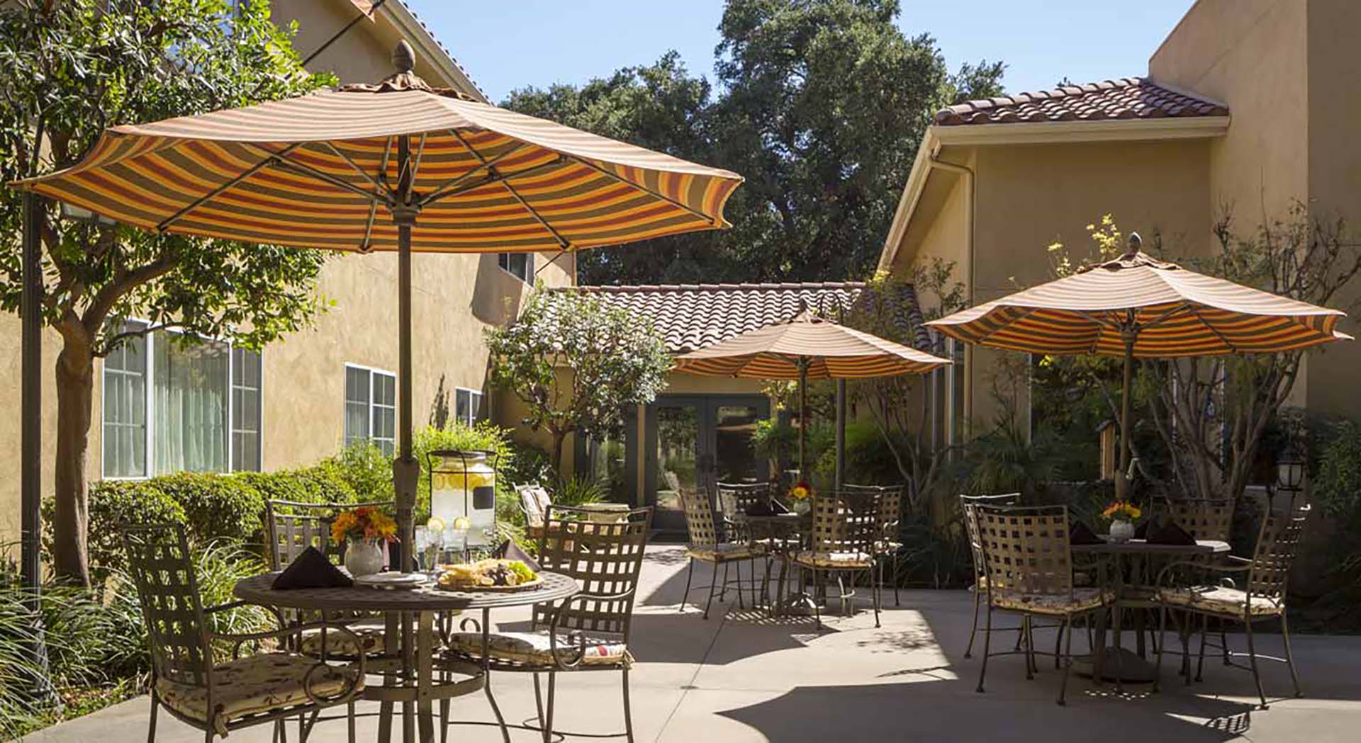 Atria Santa Clarita, Santa Clarita, CA 8