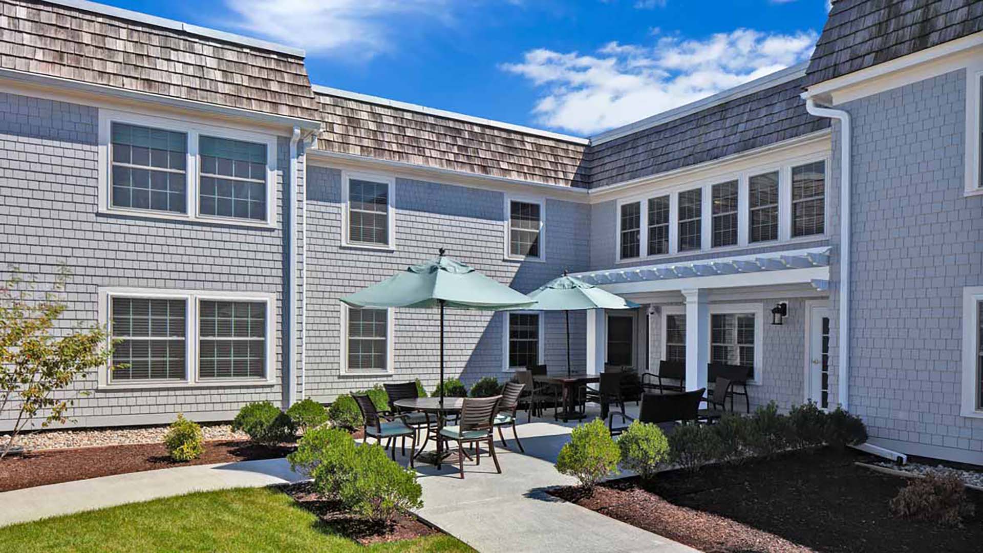 Atria Woodbriar Park, Falmouth, MA 22