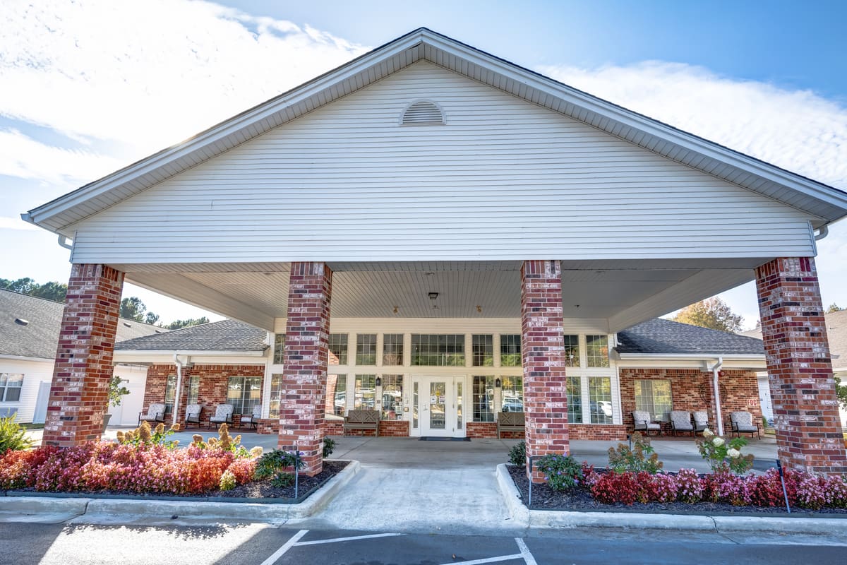 Bridgewood Gardens, Albertville, AL