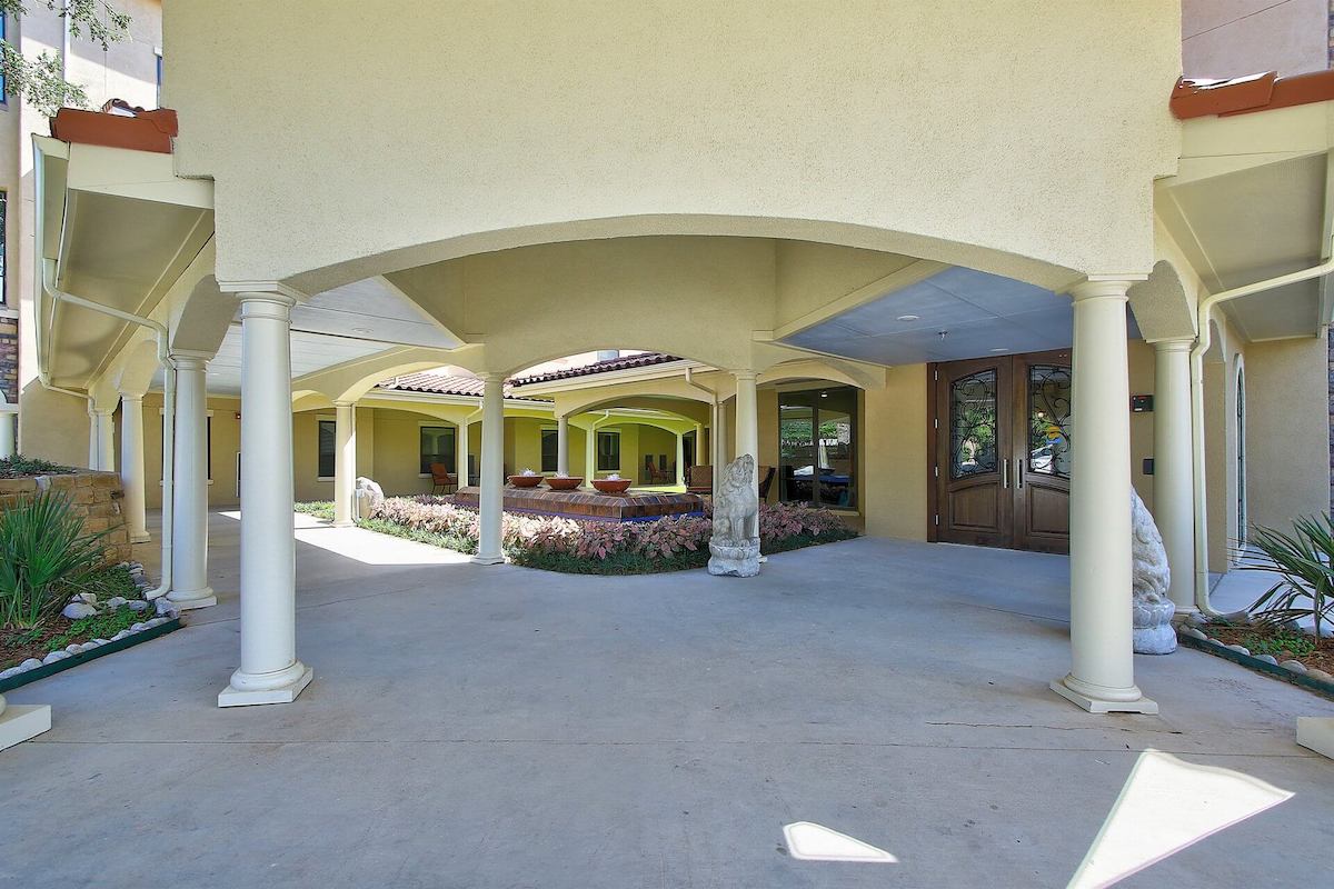 The Ridglea Senior Living, Fort Worth, TX 4