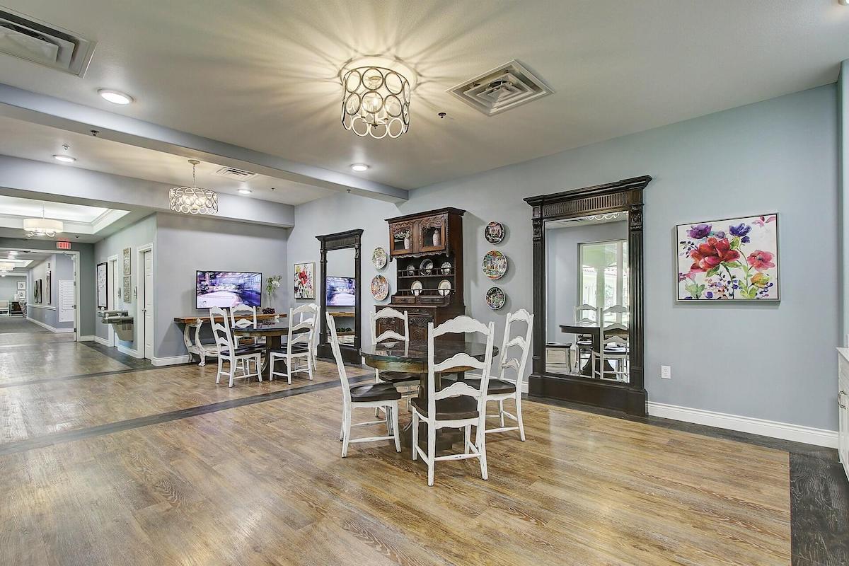 The Ridglea Senior Living, Fort Worth, TX 11