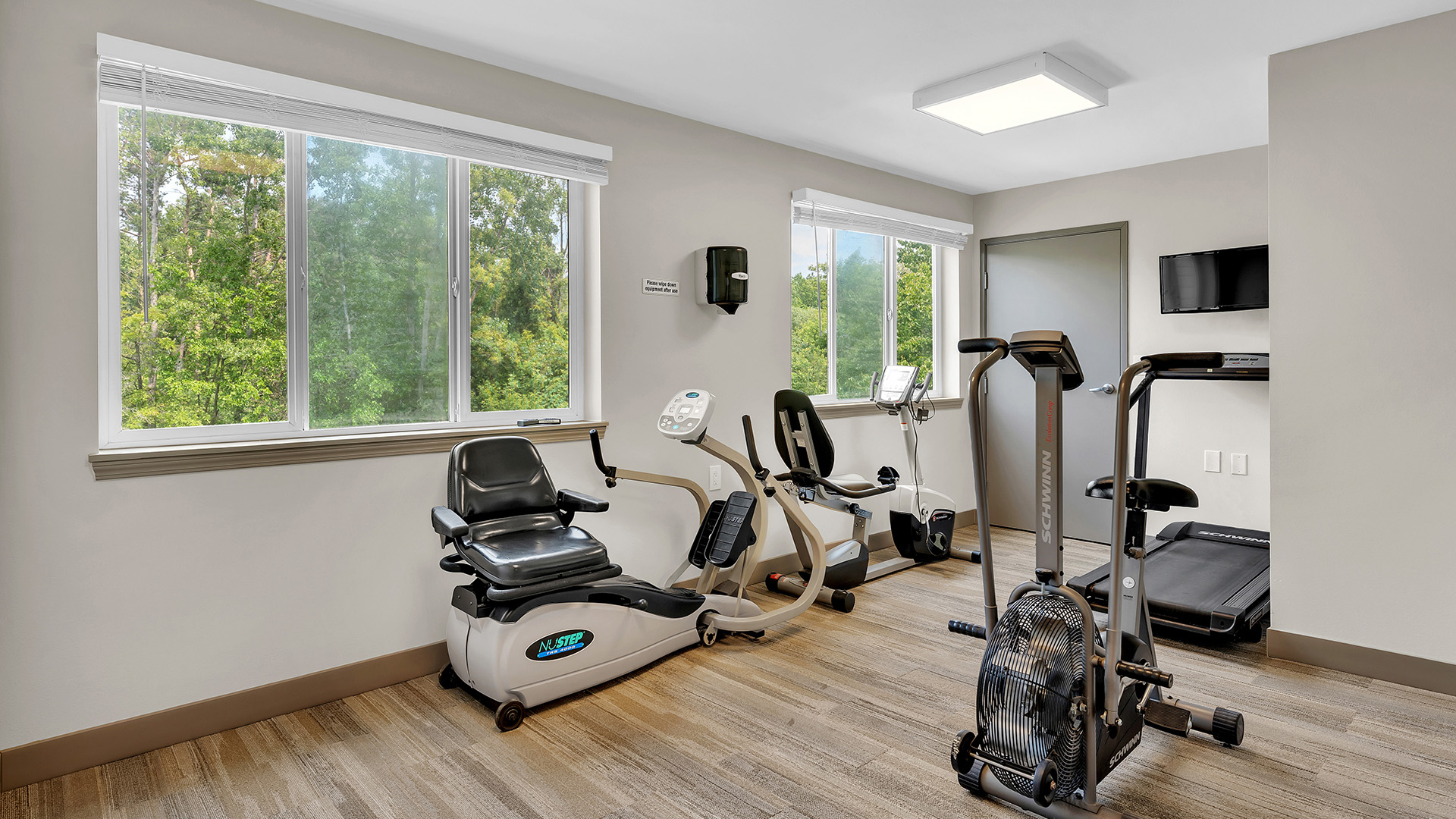 Holiday Blue Water Lodge 11