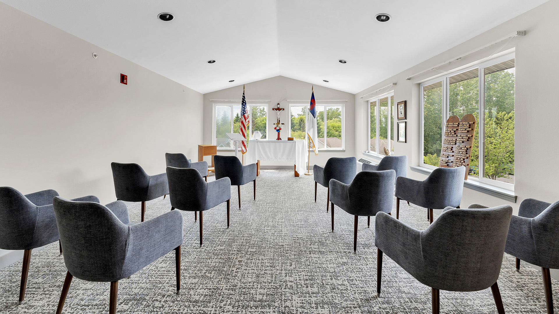 Holiday Blue Water Lodge 13