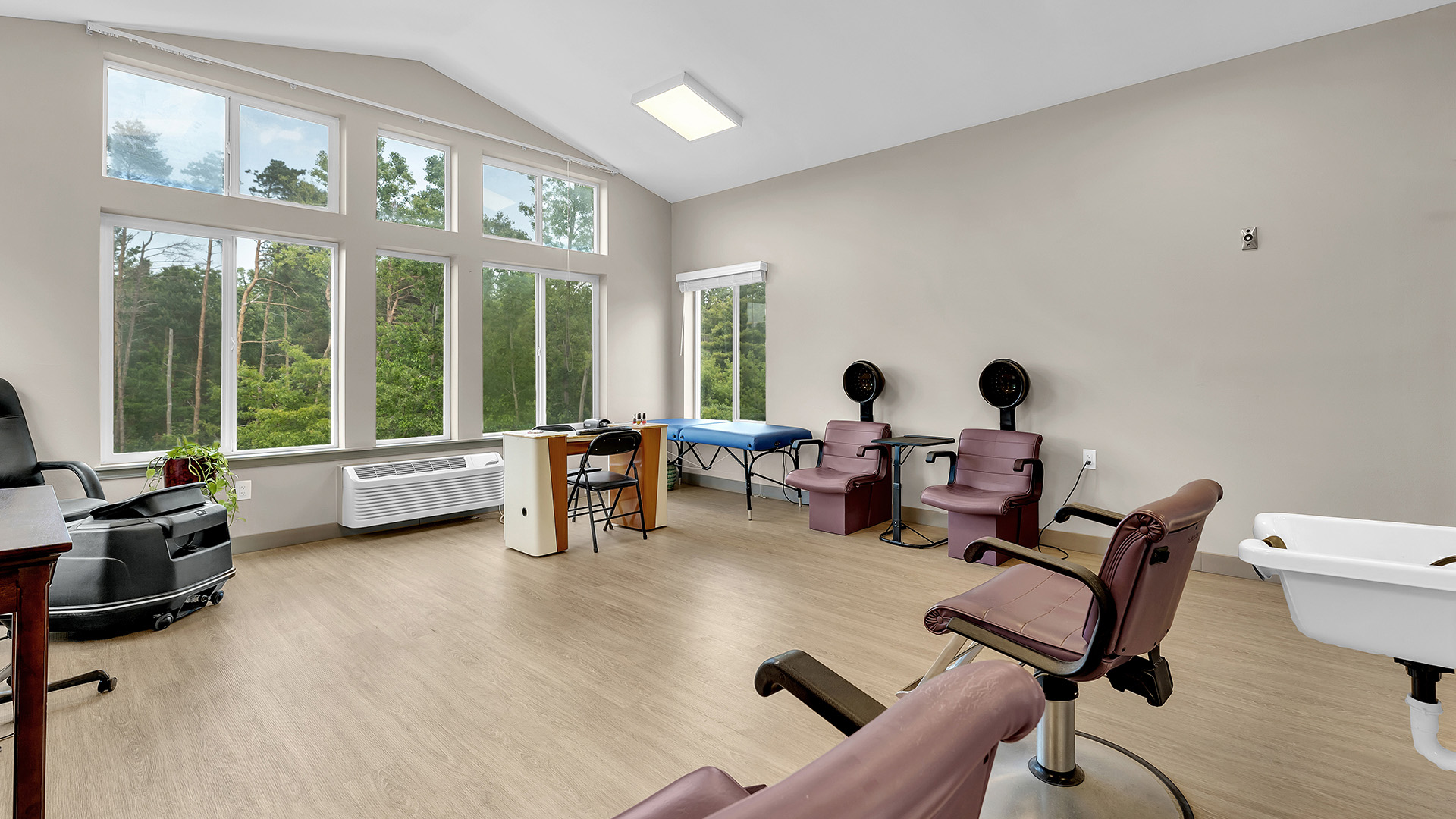 Holiday Blue Water Lodge 15