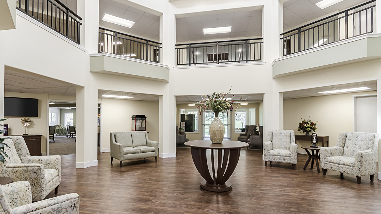 Holiday Greenwood Terrace, Lenexa, KS 3