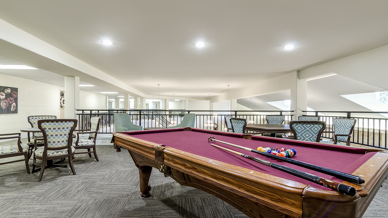 Holiday Greenwood Terrace, Lenexa, KS 7