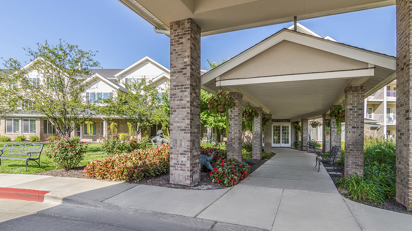 Holiday Greenwood Terrace, Lenexa, KS 2